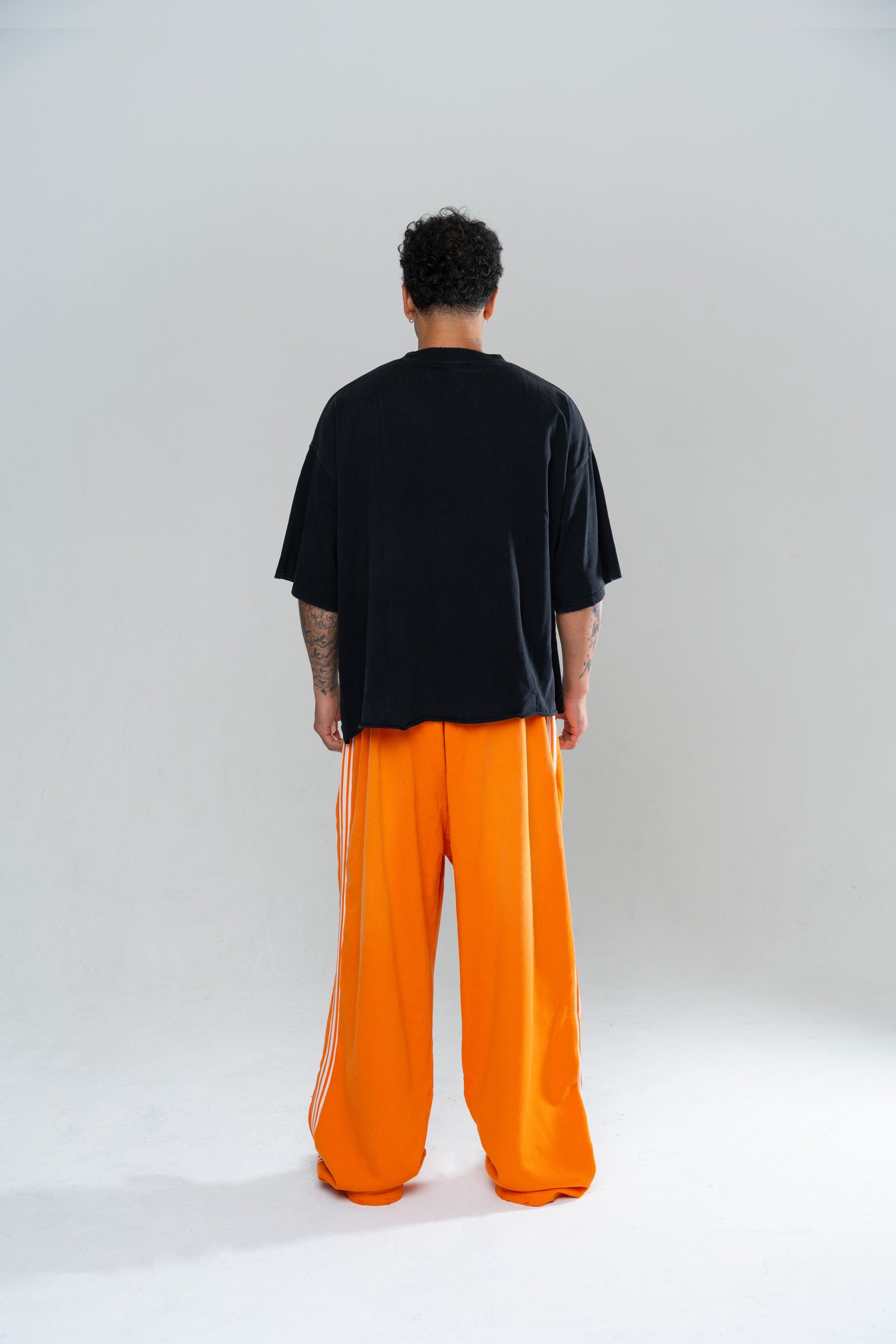 ICONIC BAGGY SWEATPANTS - ORANGE
