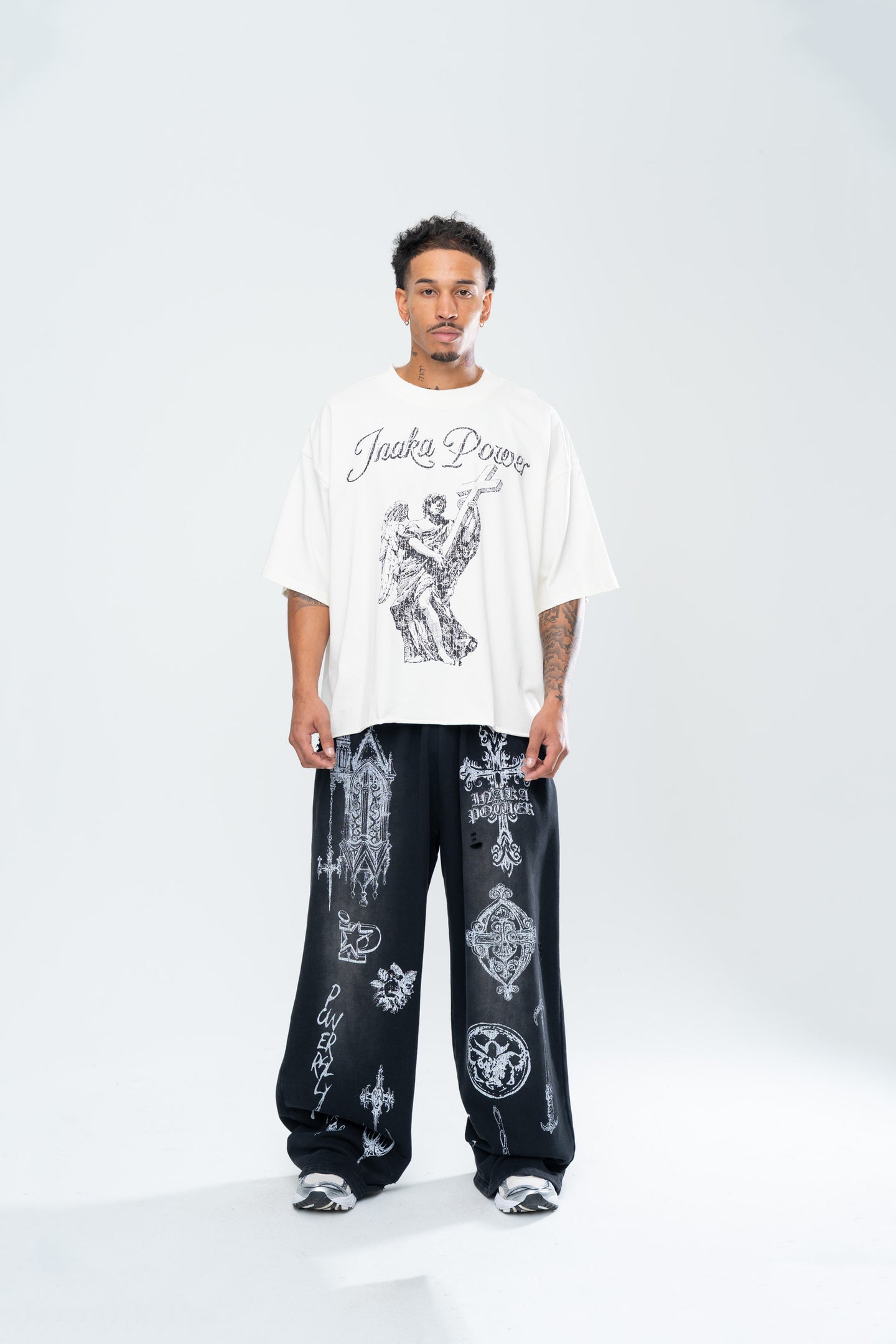 CRUCIFIX DISTRESSED BAGGY SWEATPANTS - BLACK