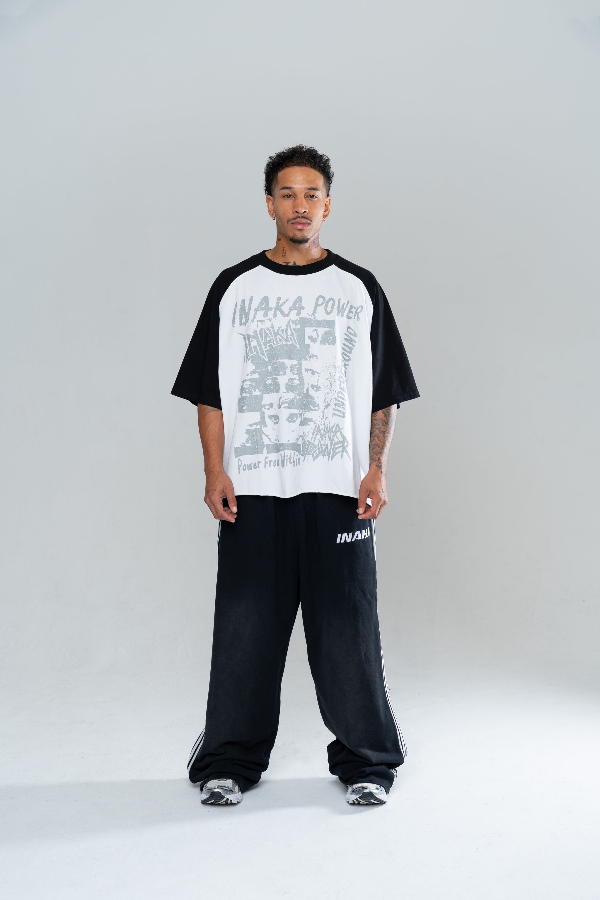 ICONIC BAGGY SWEATPANTS - BLACK