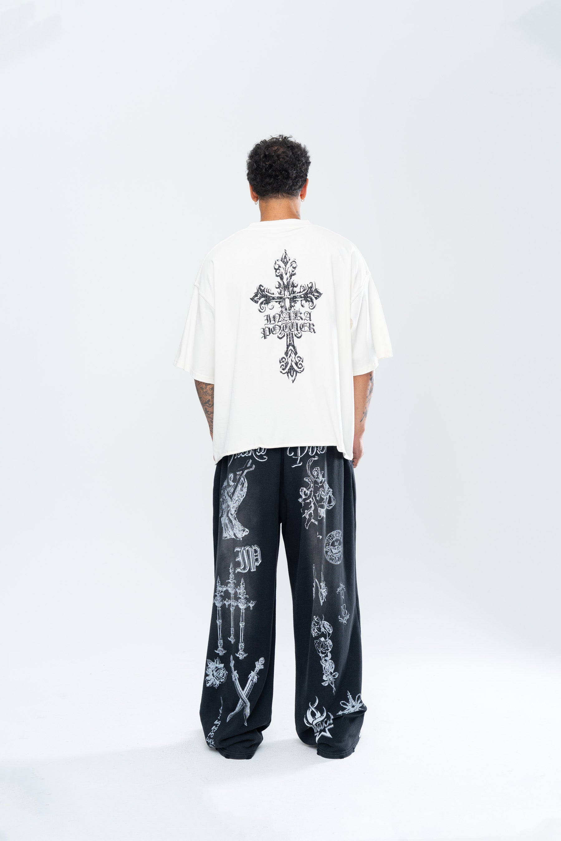 CRUCIFIX CROPPED TEE - CREAM