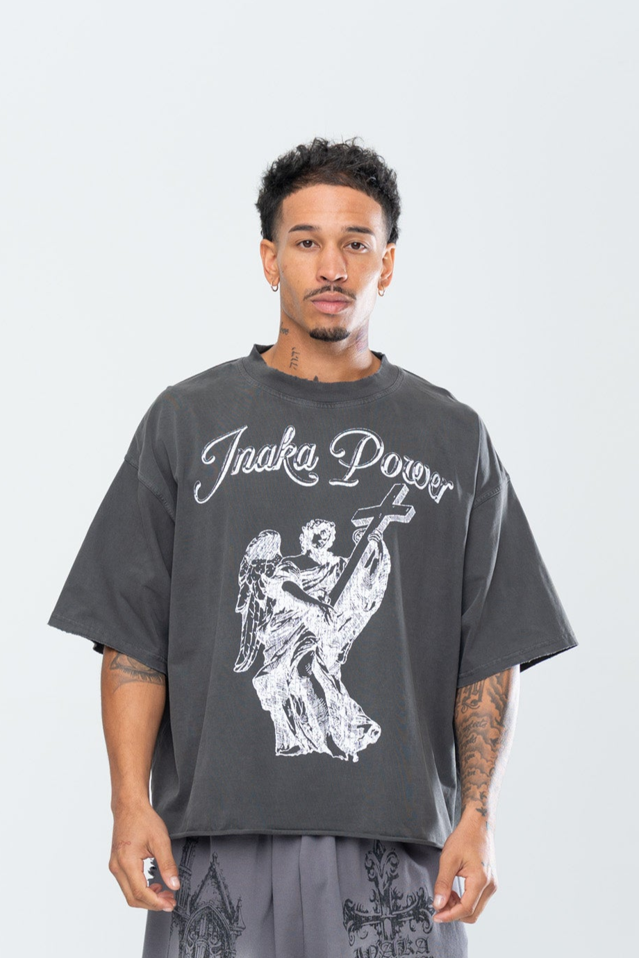 SACRED CROPPED TEE - VINTAGE BLACK