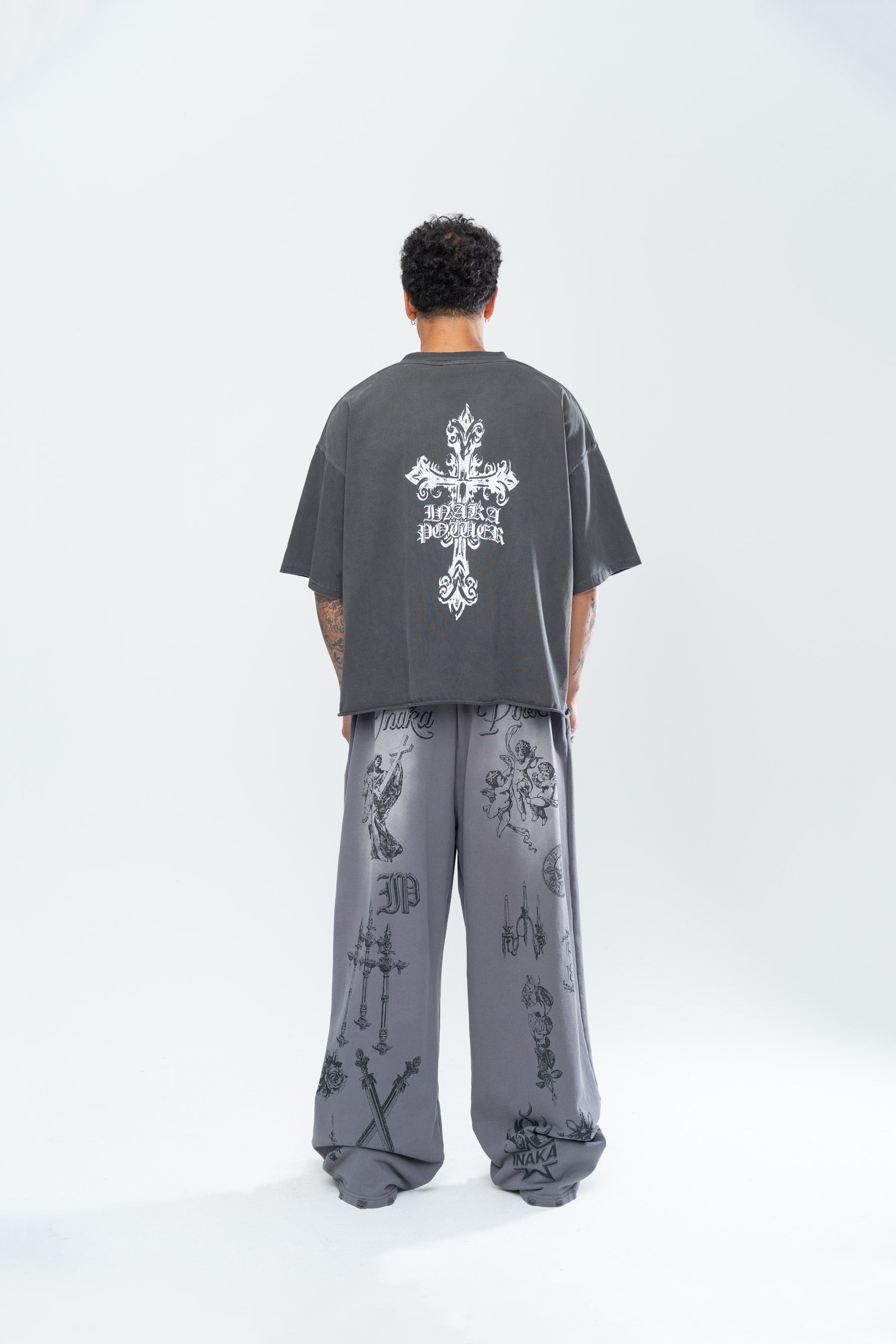 CRUCIFIX CROPPED TEE - VINTAGE BLACK