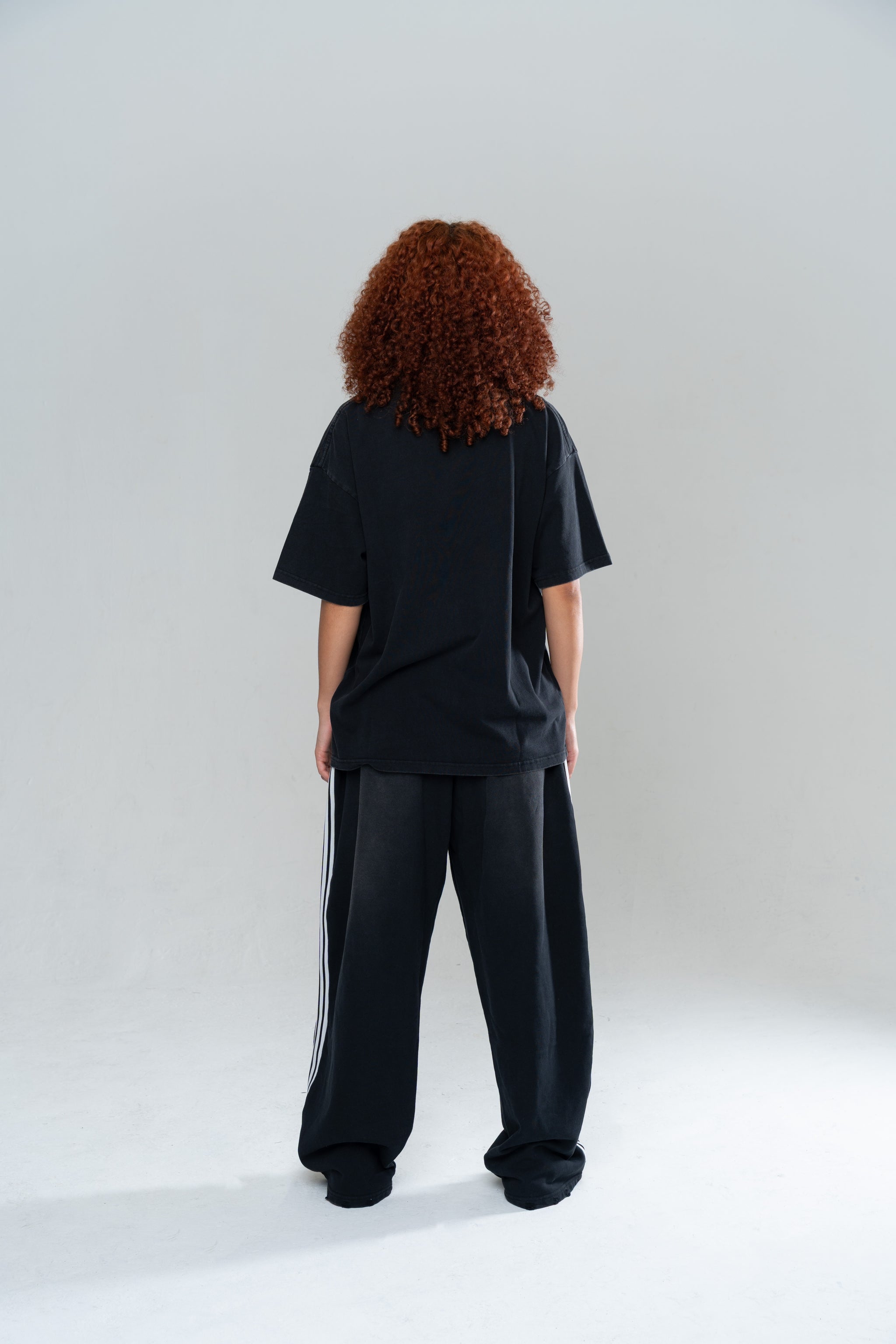 ICONIC BAGGY SWEATPANTS - BLACK