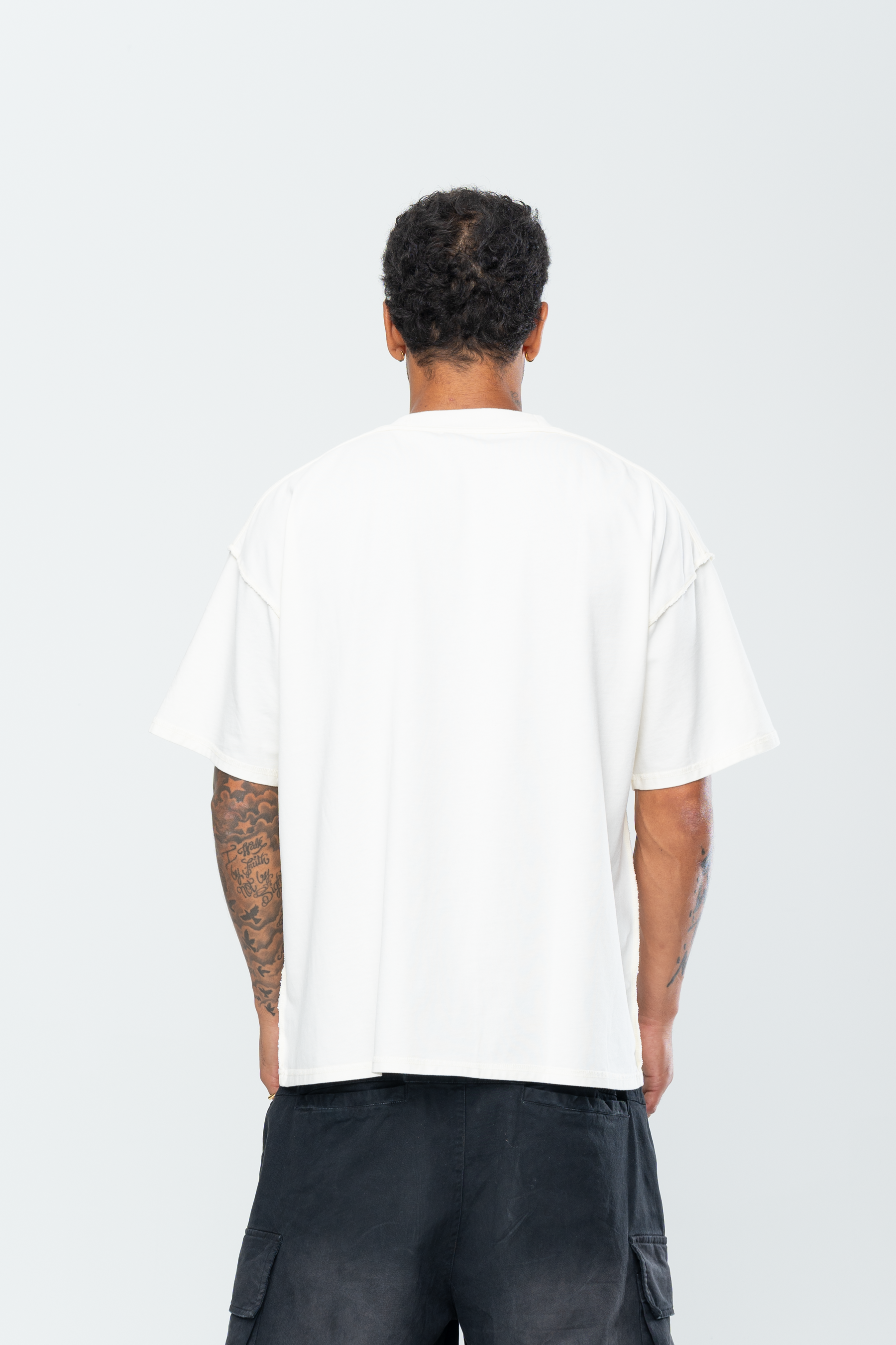 SPORTSWEAR REVERSE TEE - CREAM