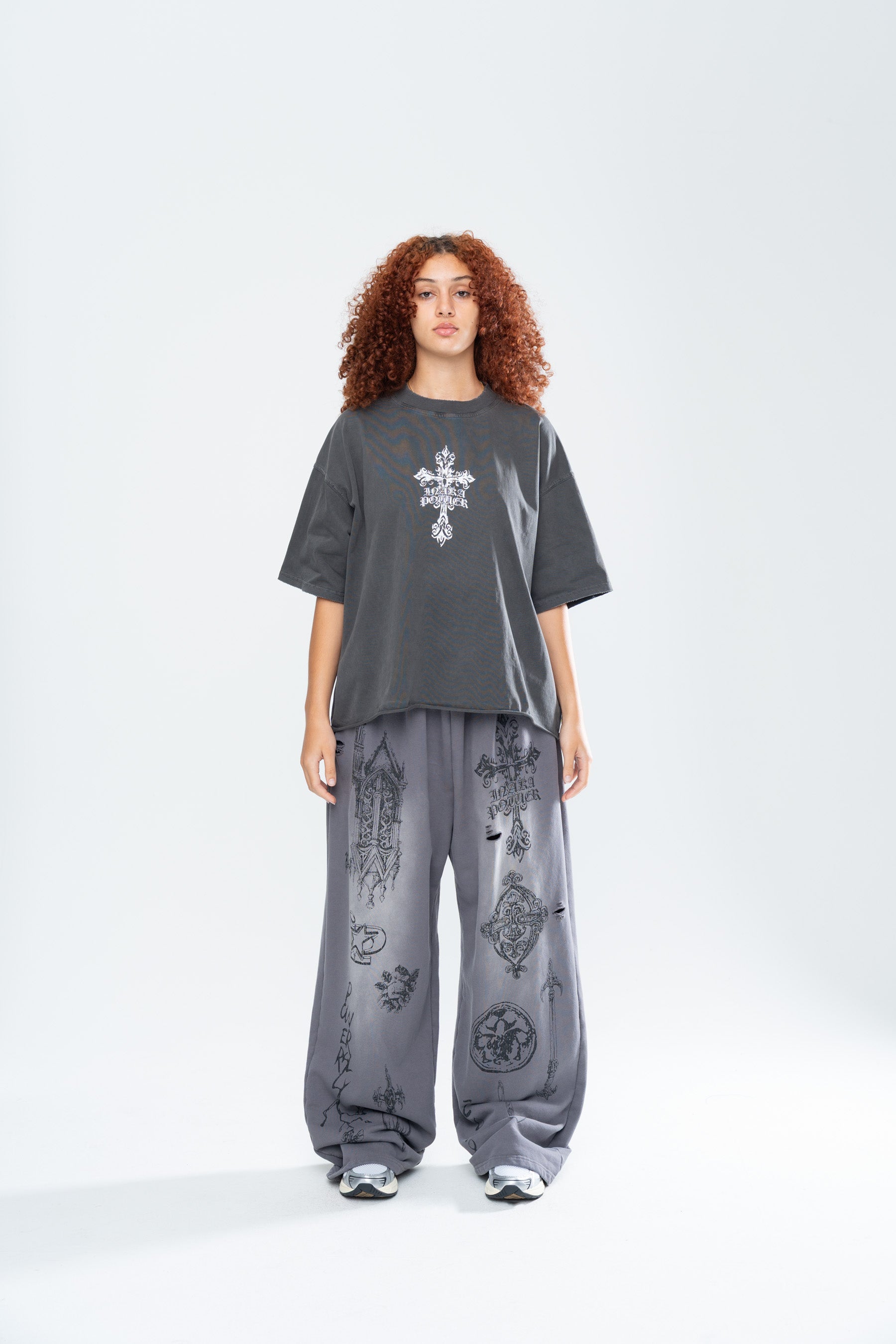 CRUCIFIX CROPPED TEE - VINTAGE BLACK