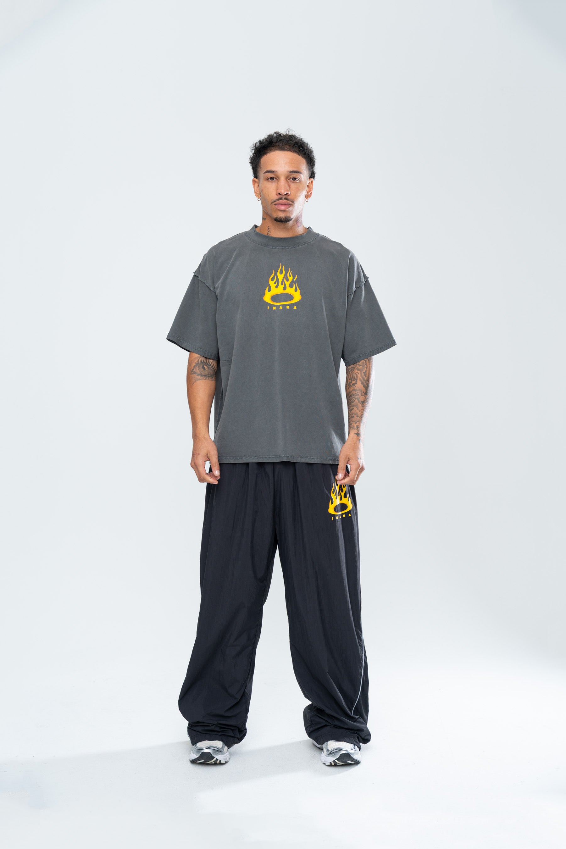 FURY REVERSE TEE - VINTAGE BLACK