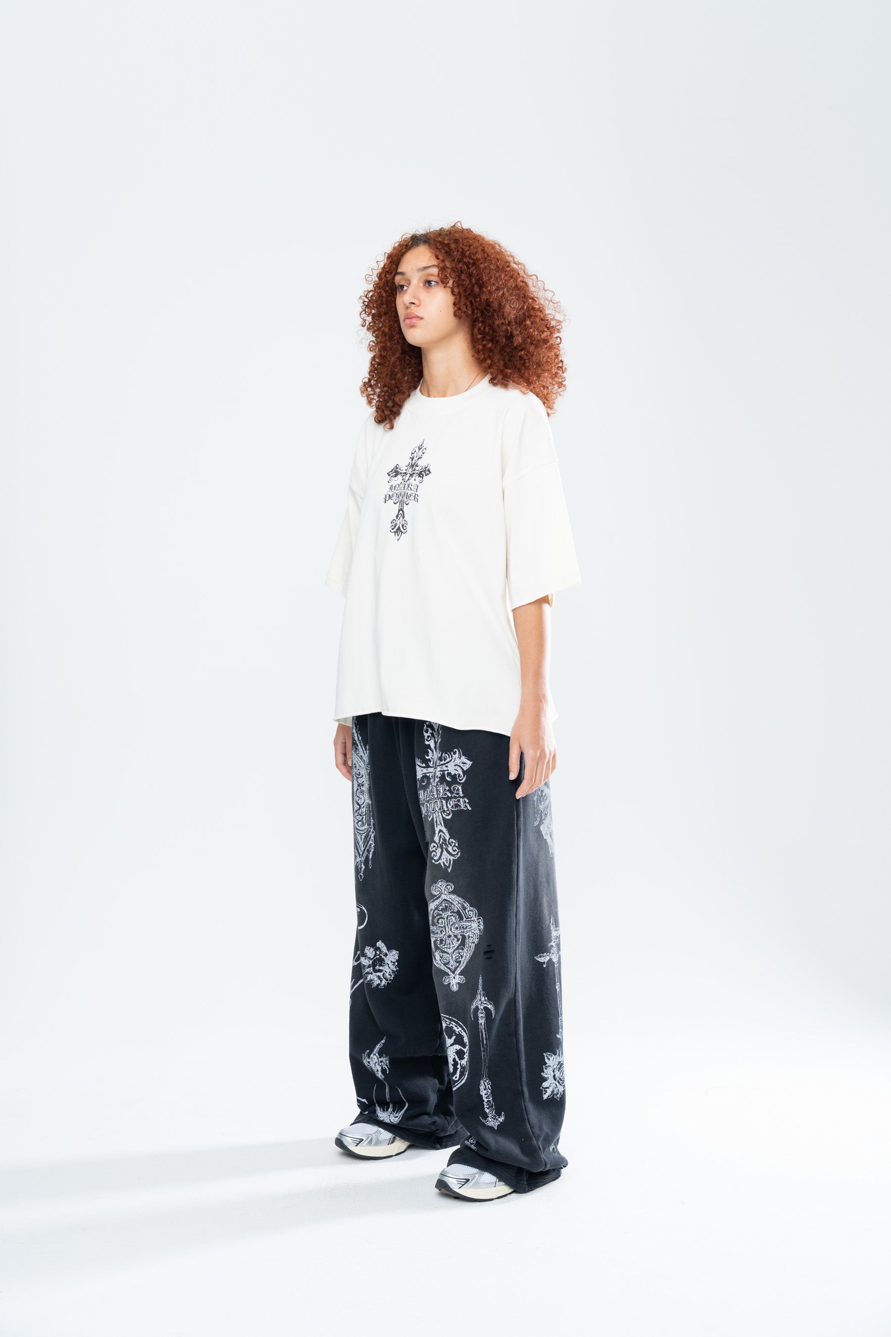 CRUCIFIX CROPPED TEE - CREAM
