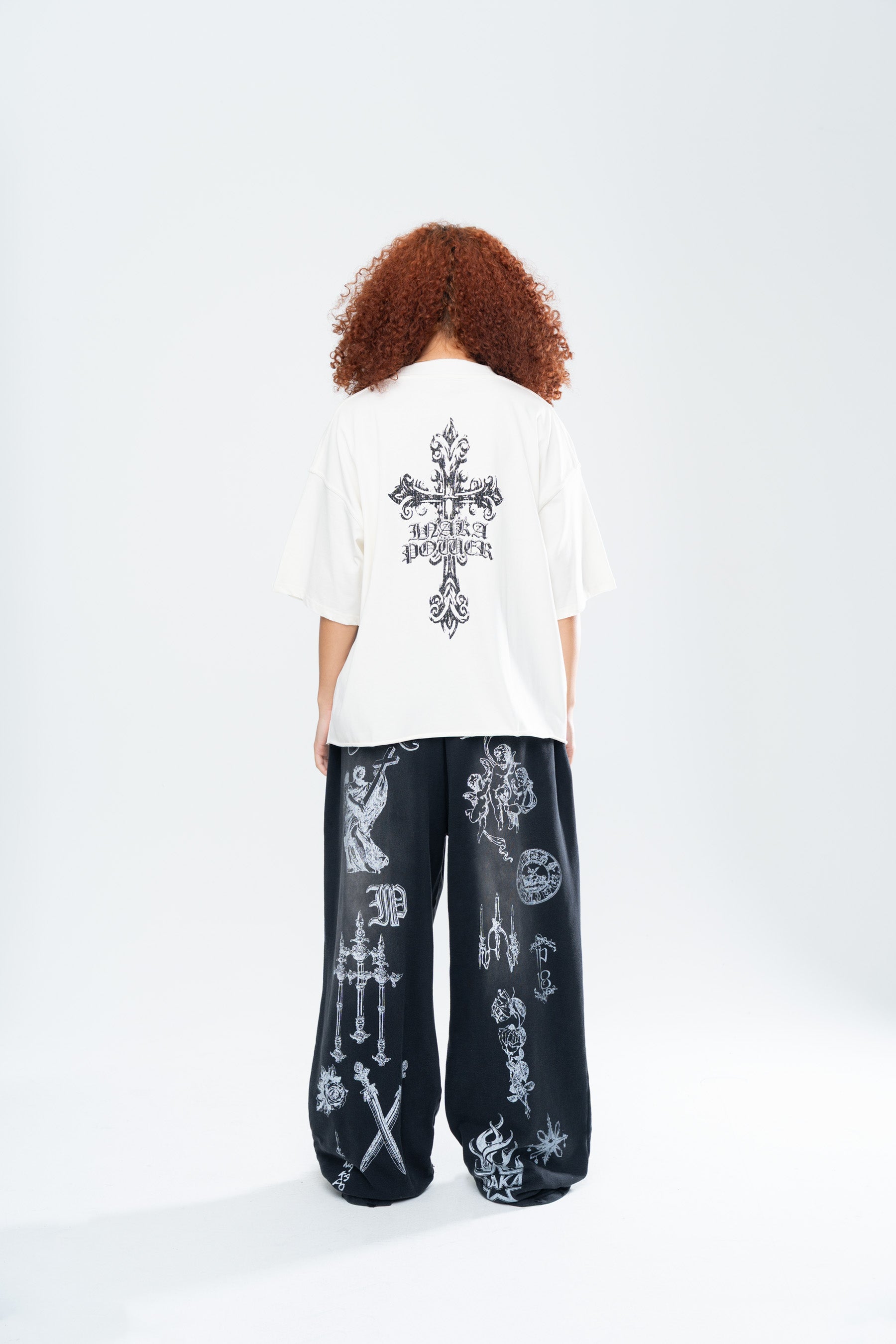 CRUCIFIX CROPPED TEE - CREAM