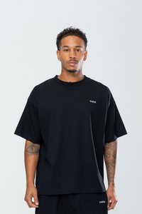 BASICS DISTRESSED TEE - BLACK