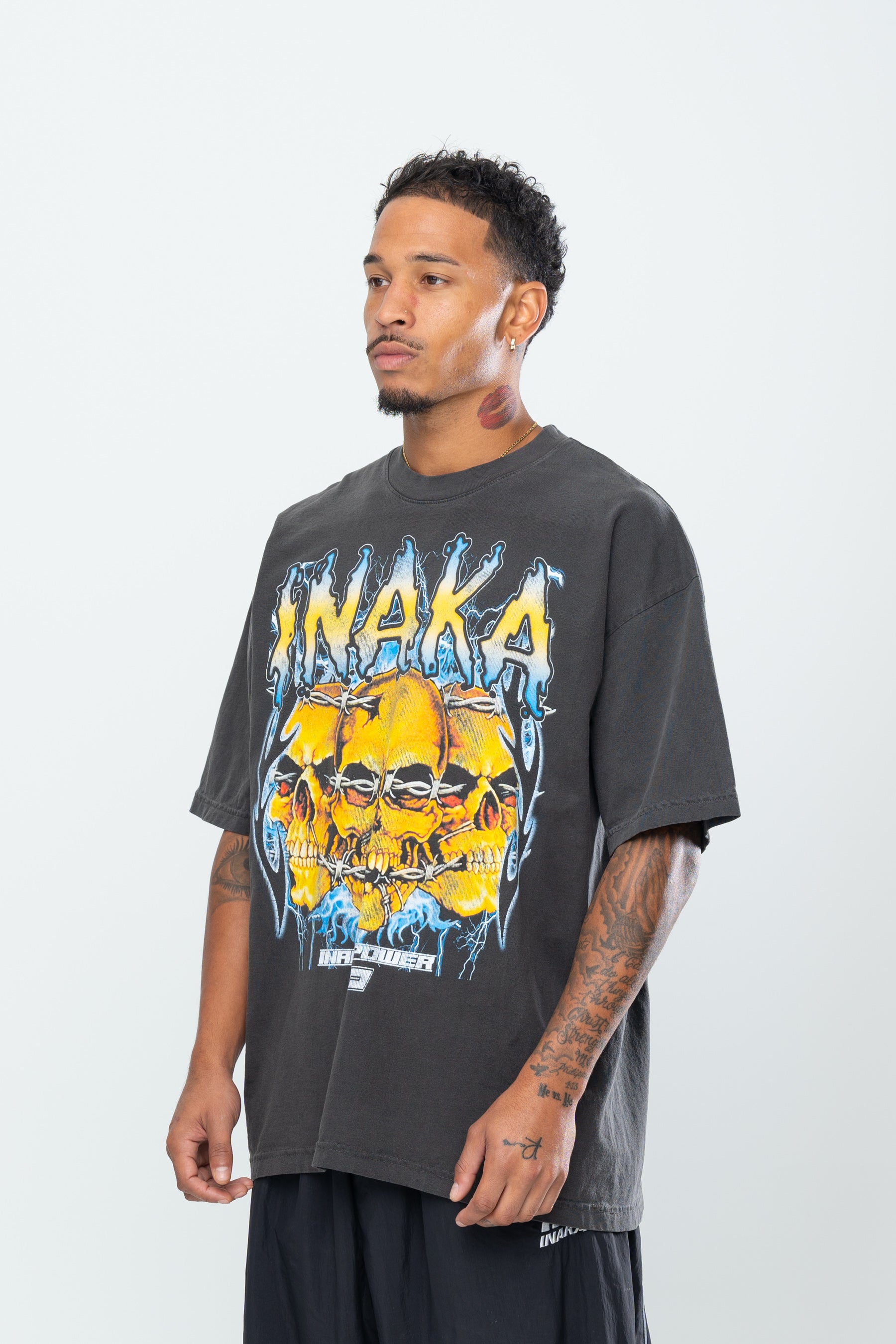 INAKA SKULL CRUSHER TEE - VINTAGE BLACK