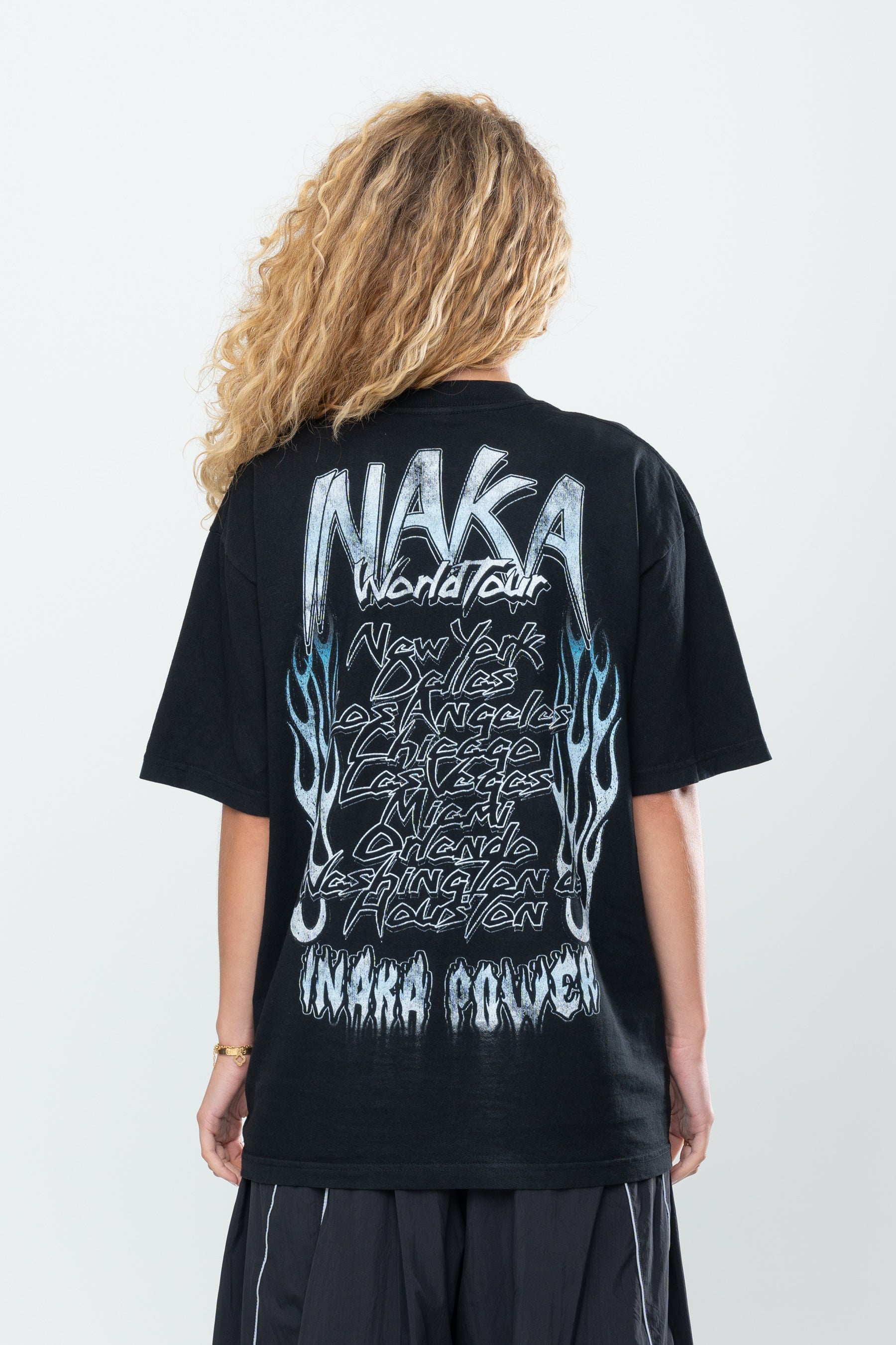 INAKA SAINT TOUR TEE - BLACK