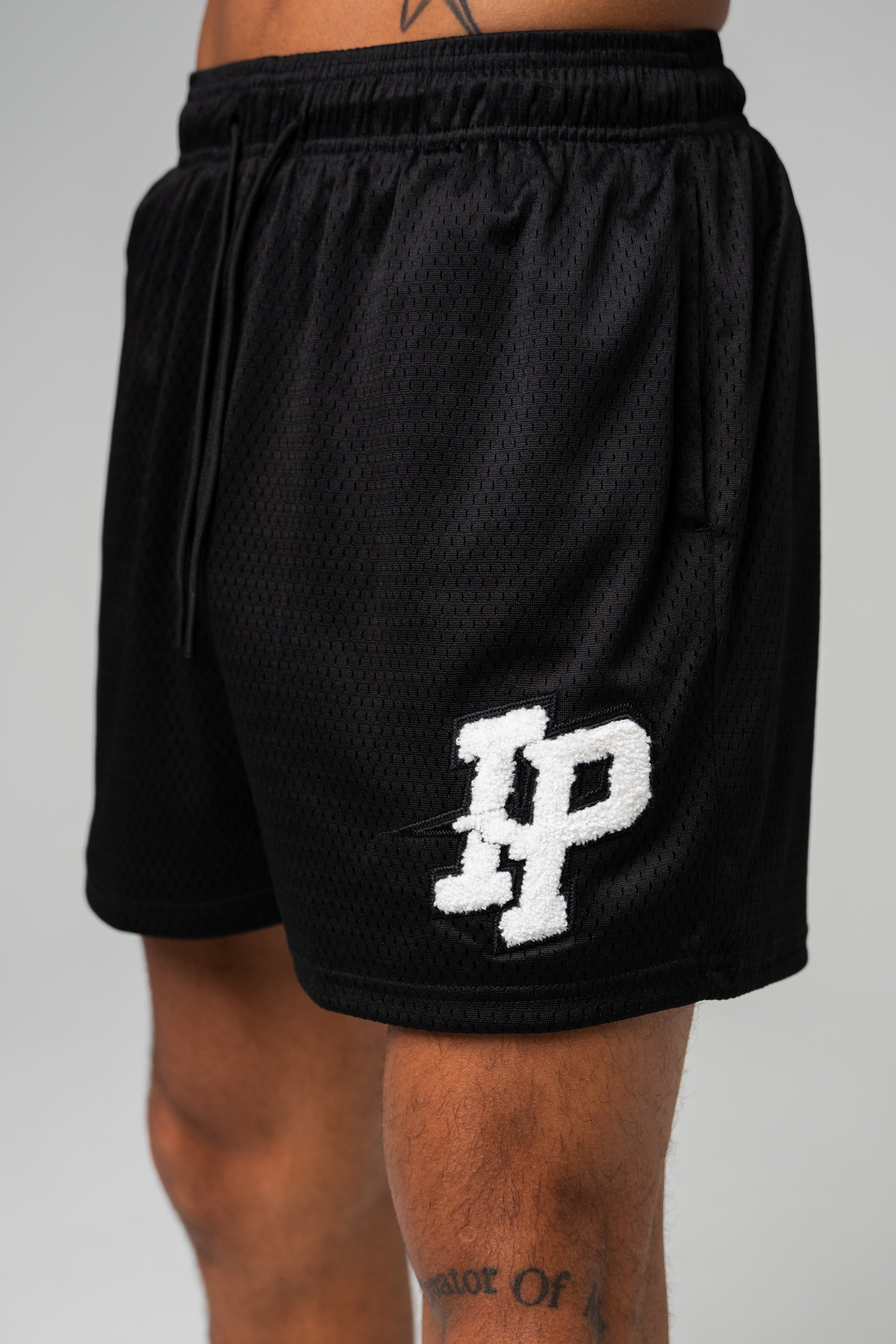 Patch Basic Shorts - Shadow Black