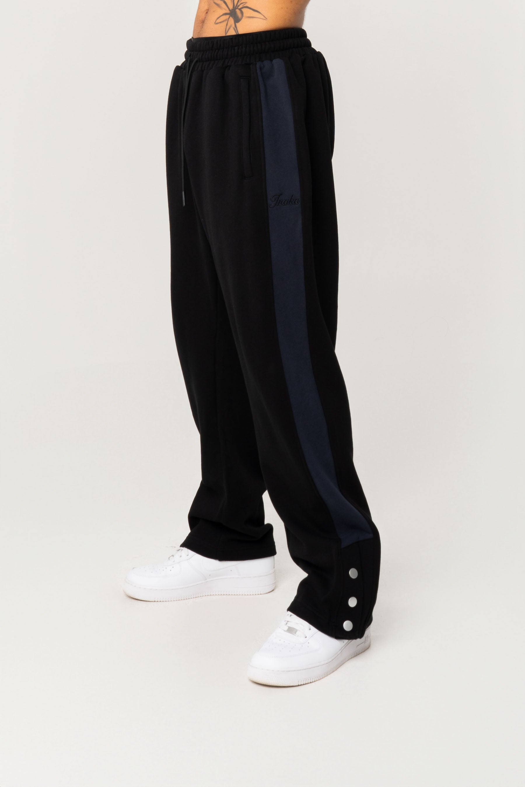 Men's Relaxed Sweats - Black