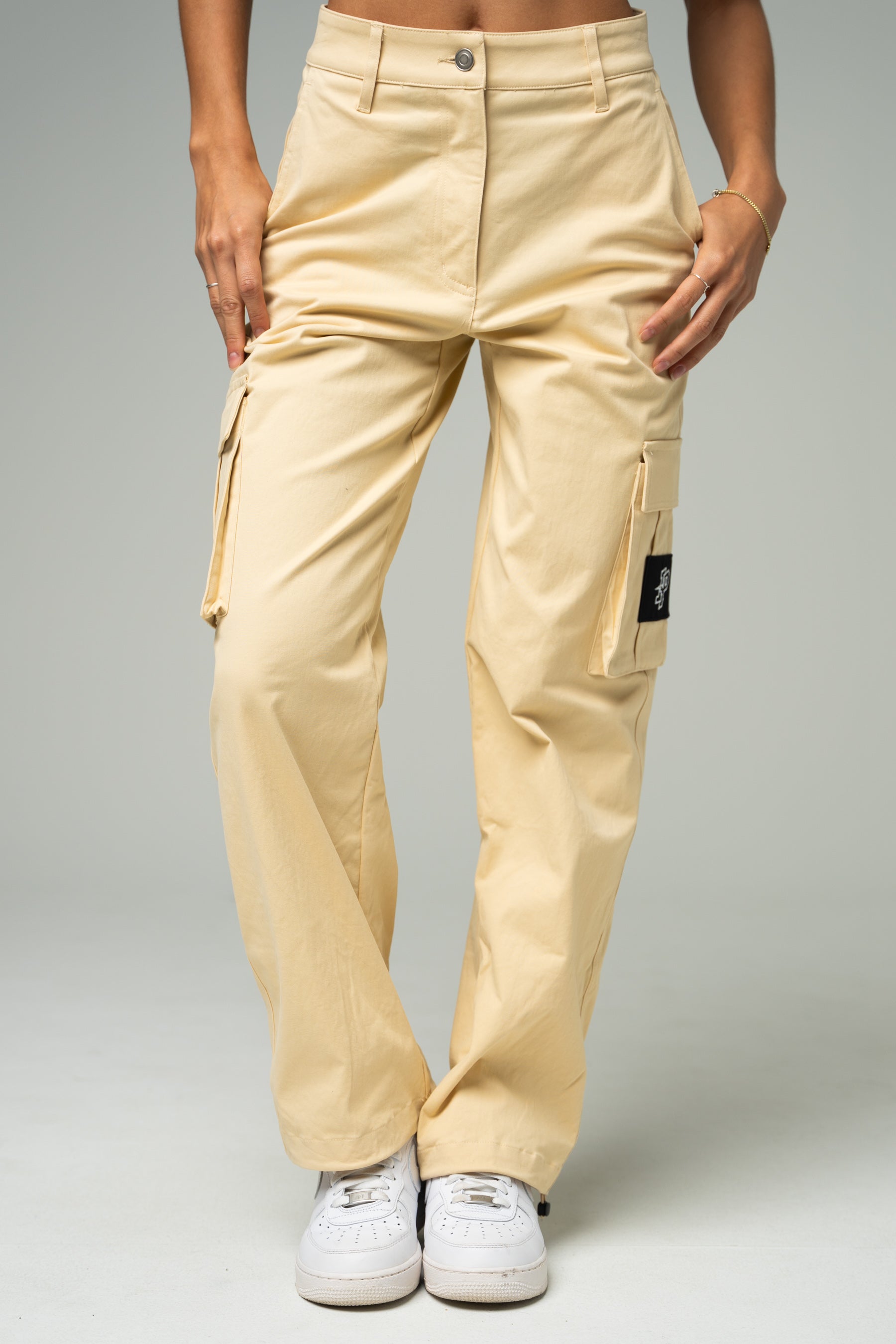 WOMEN'S CARGO PANTS - DESERT