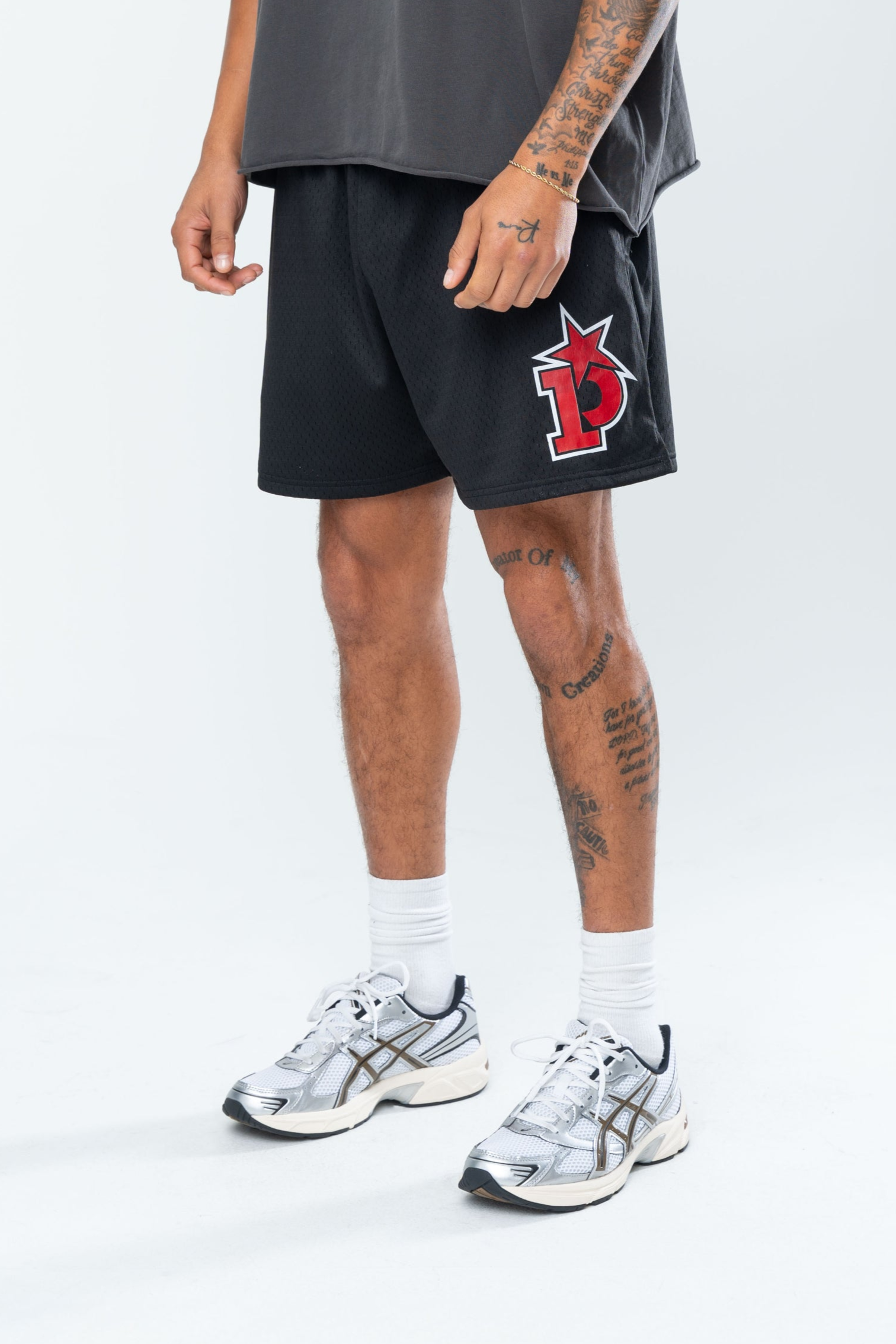 GUERRILLA STAR MESH SHORTS