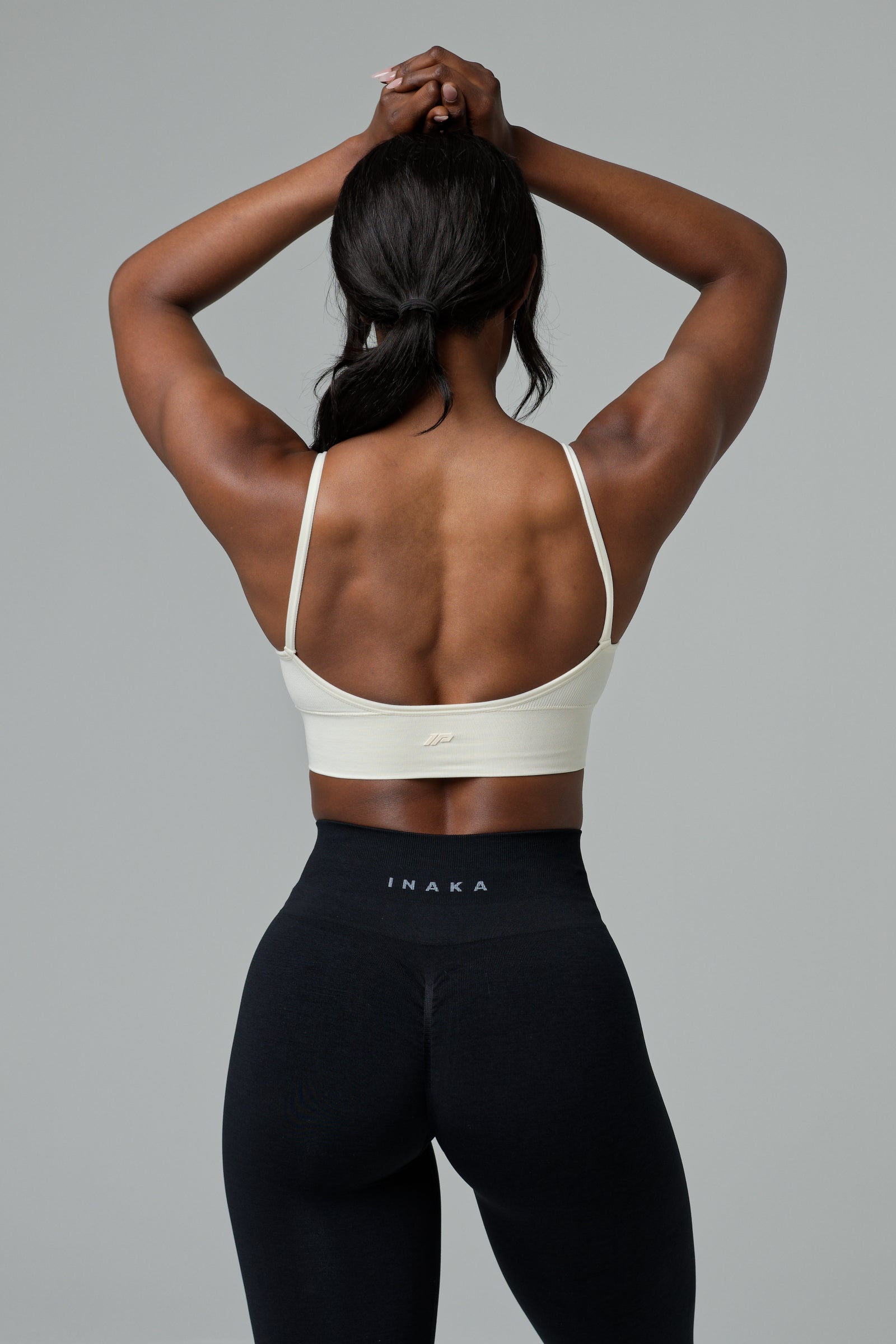 STELLA SEAMLESS BRA - SAND