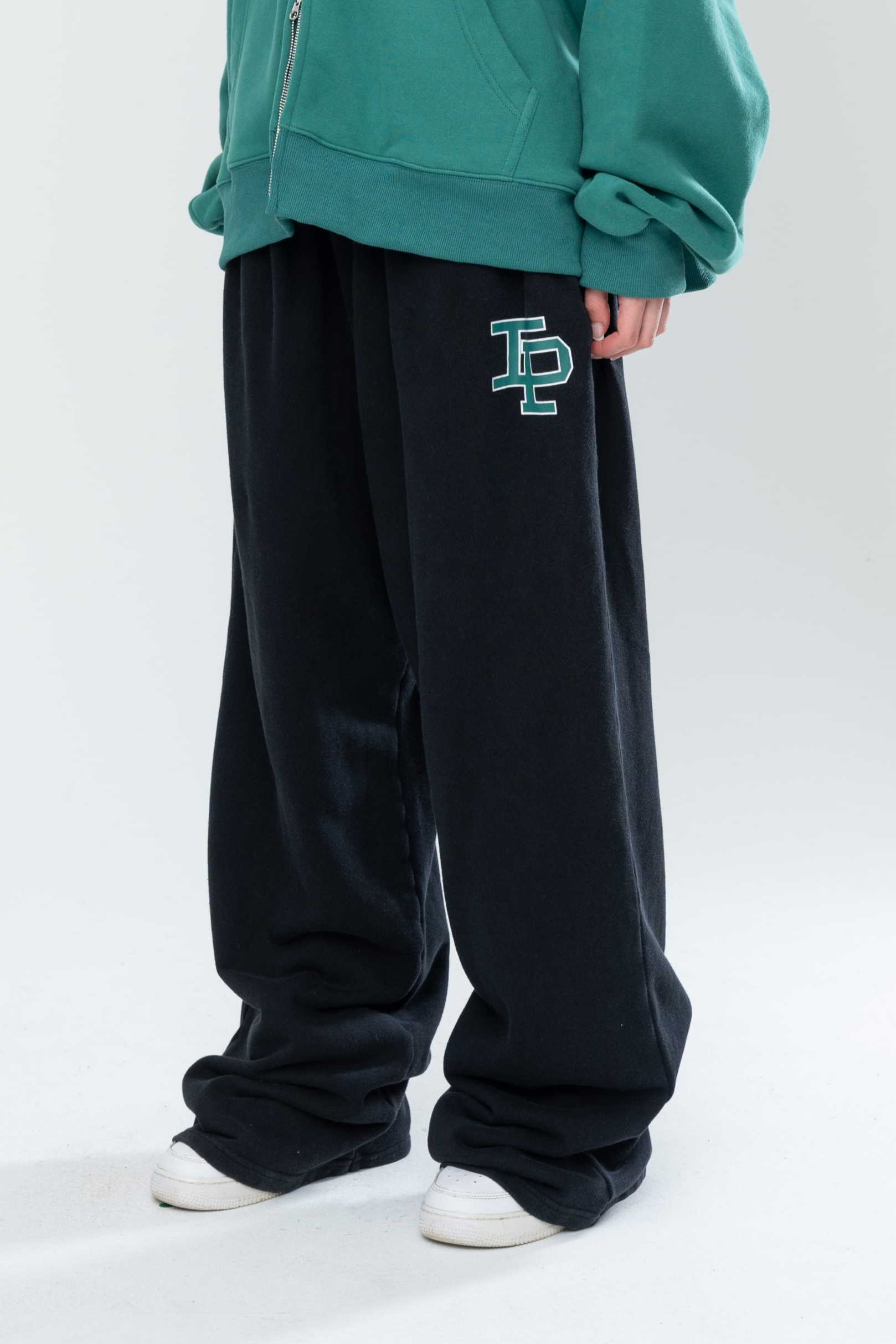 CLASSIC BAGGY SWEATS - BLACK/FOREST GREEN
