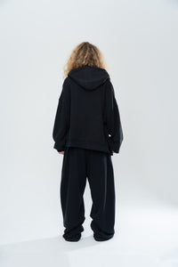 CLASSIC BAGGY SWEATS - BLACK