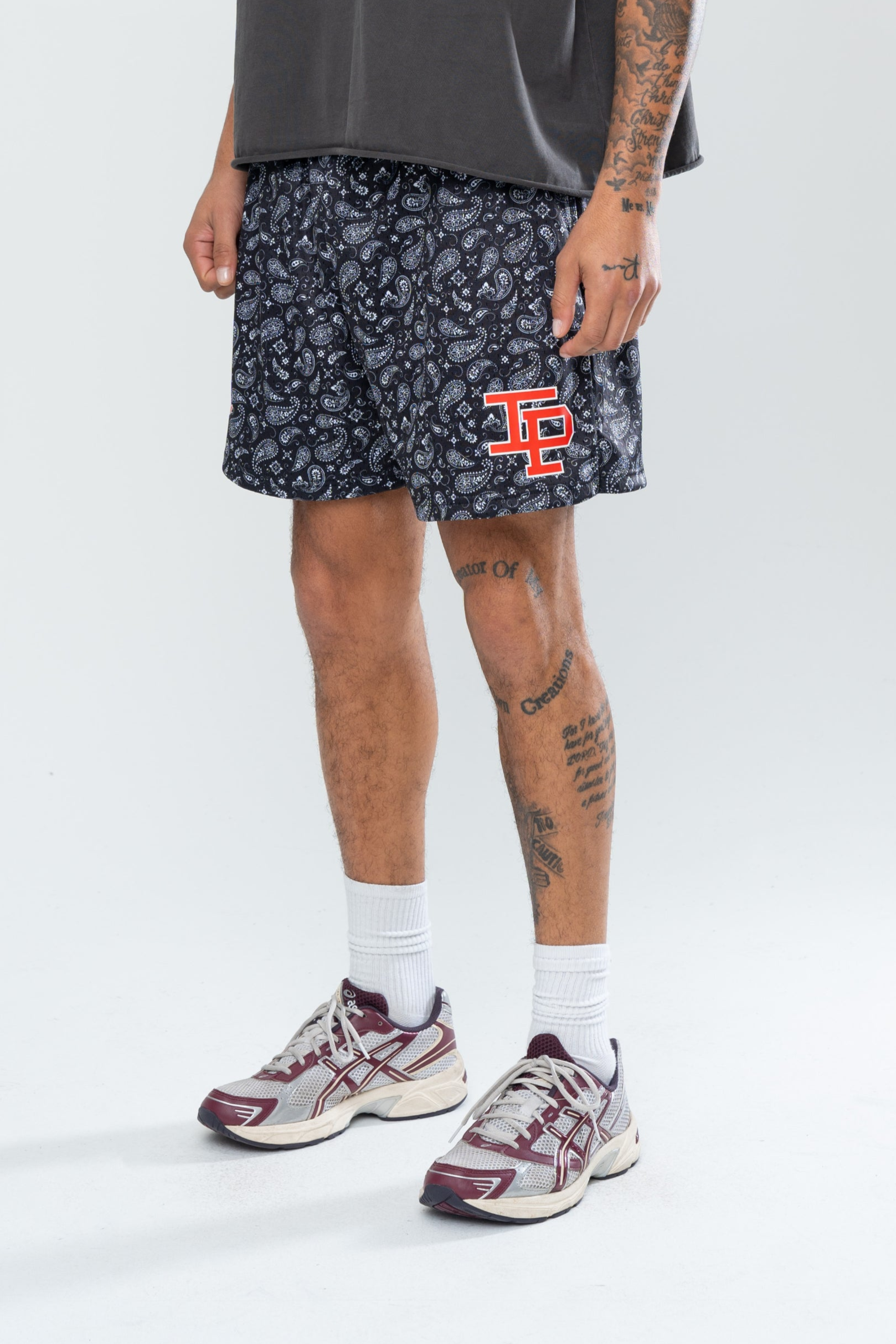 CLASSIC PAISLEY MESH SHORTS - BLACK