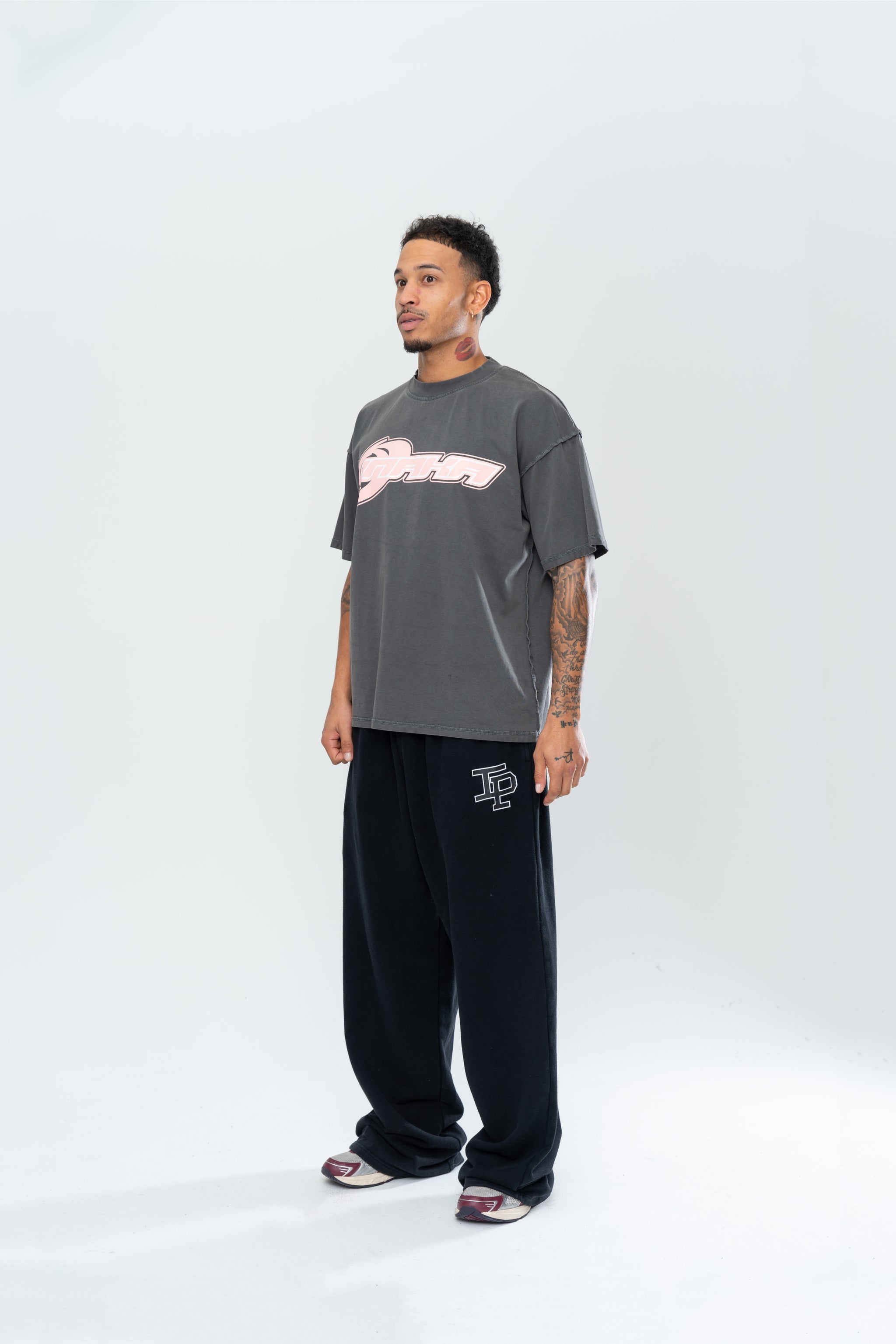 HYPERTEK REVERSE TEE - VINTAGE BLACK/PINK