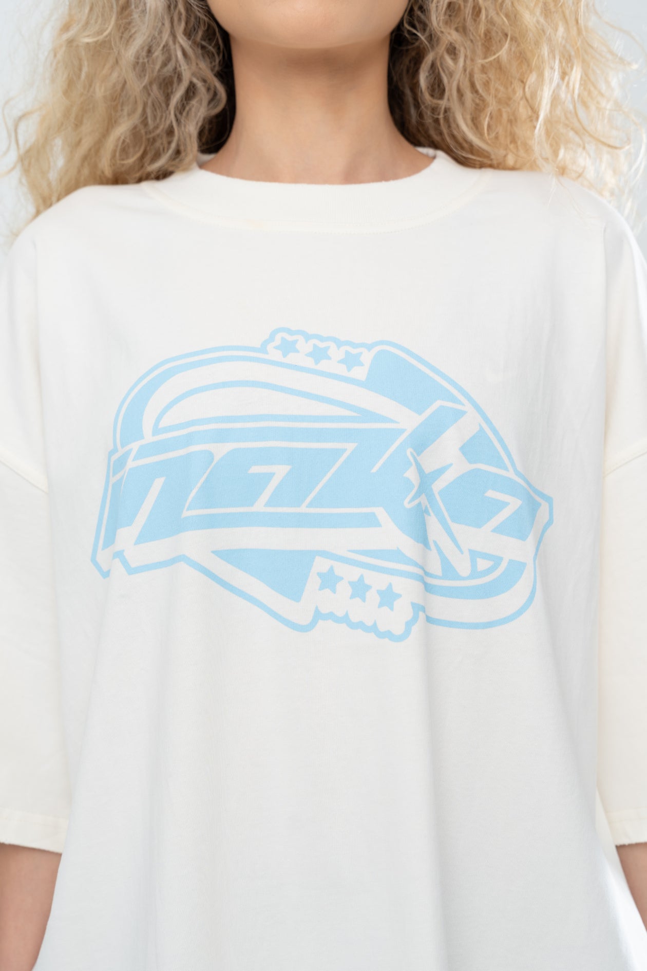 CYBERISTIX CROPPED TEE - CREAM/BLUE