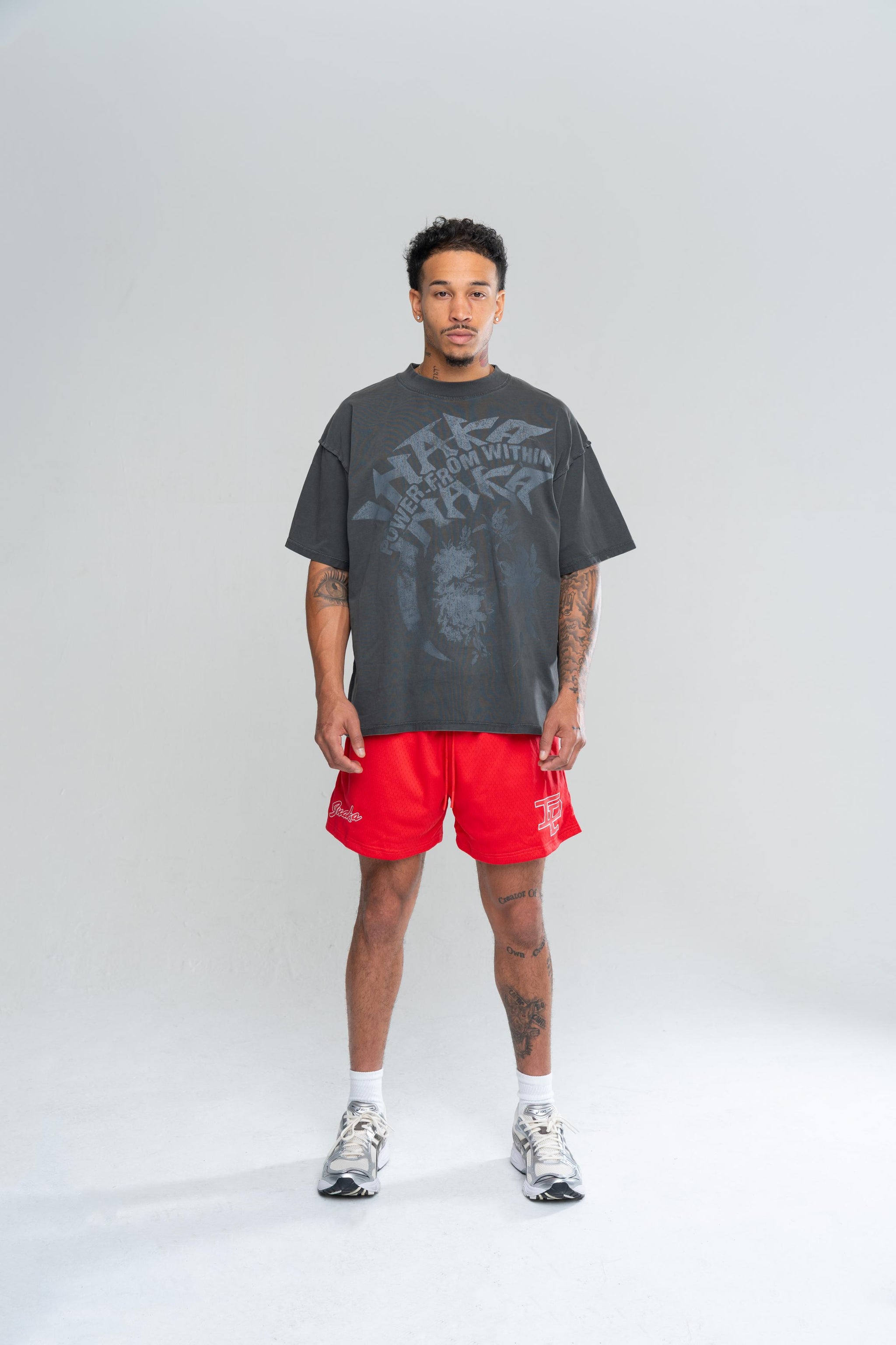 FLORAL GRUNGE REVERSE TEE - VINTAGE BLACK