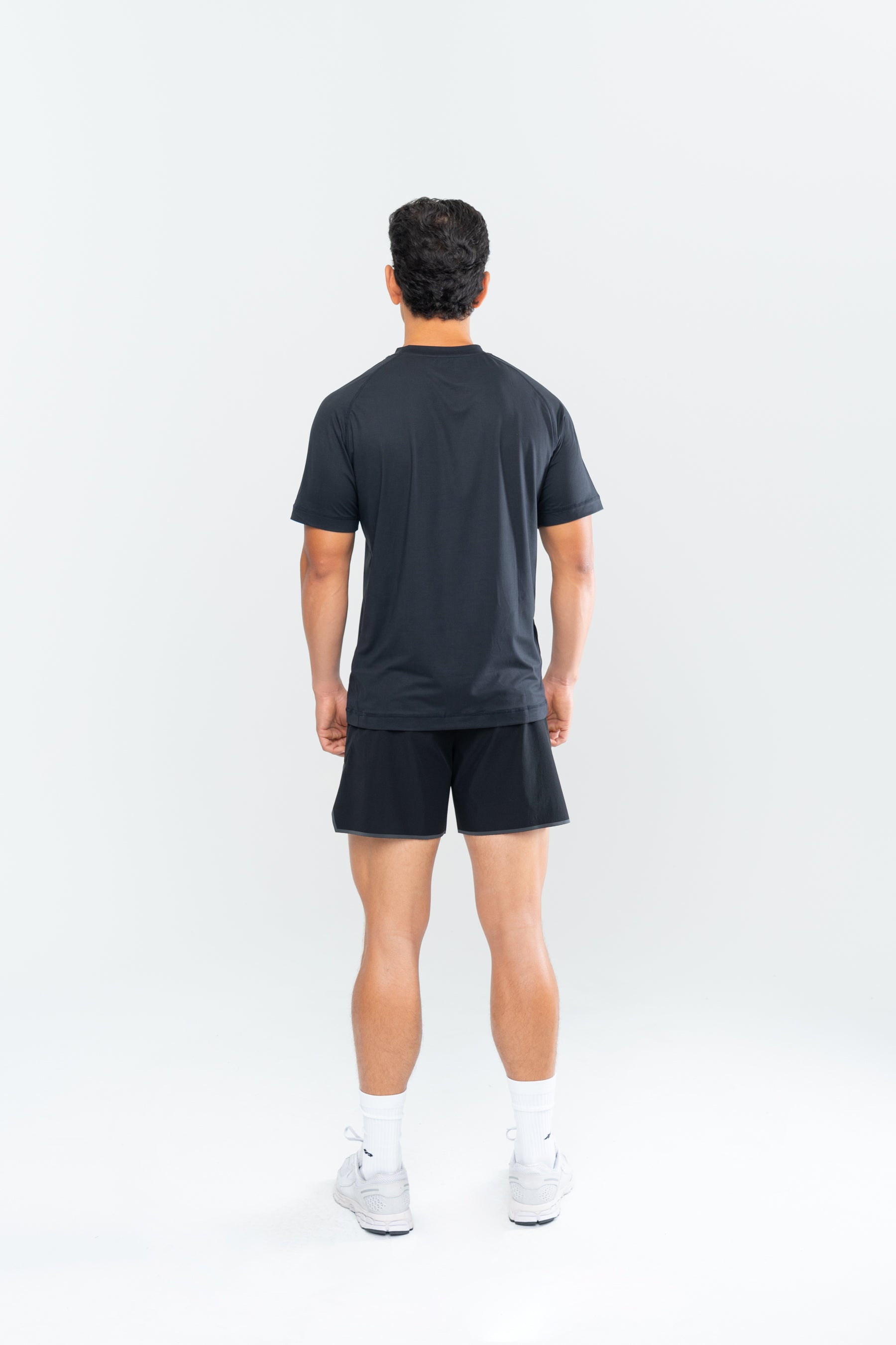 CORE PERFORMANCE SHORT SLEEVE - JET BLACK