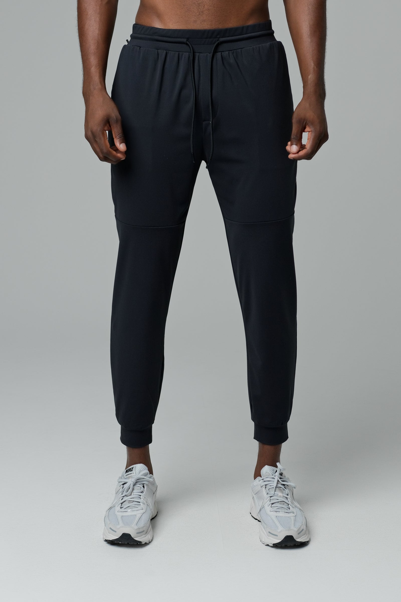 FREEFORM JOGGERS - JET BLACK