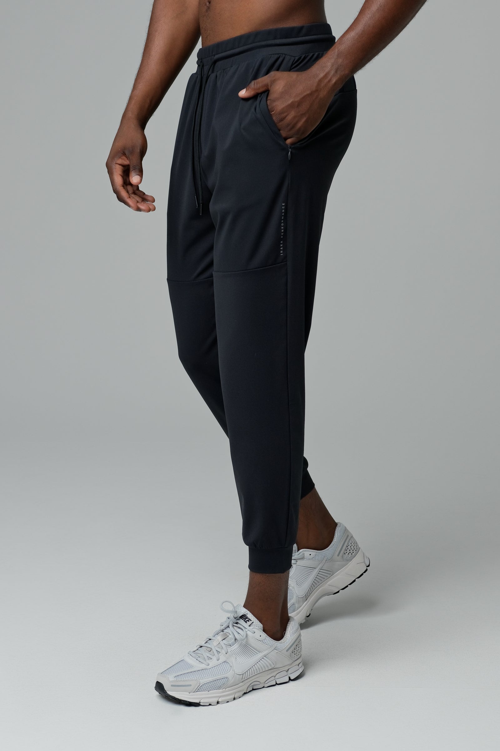 FREEFORM JOGGERS - JET BLACK