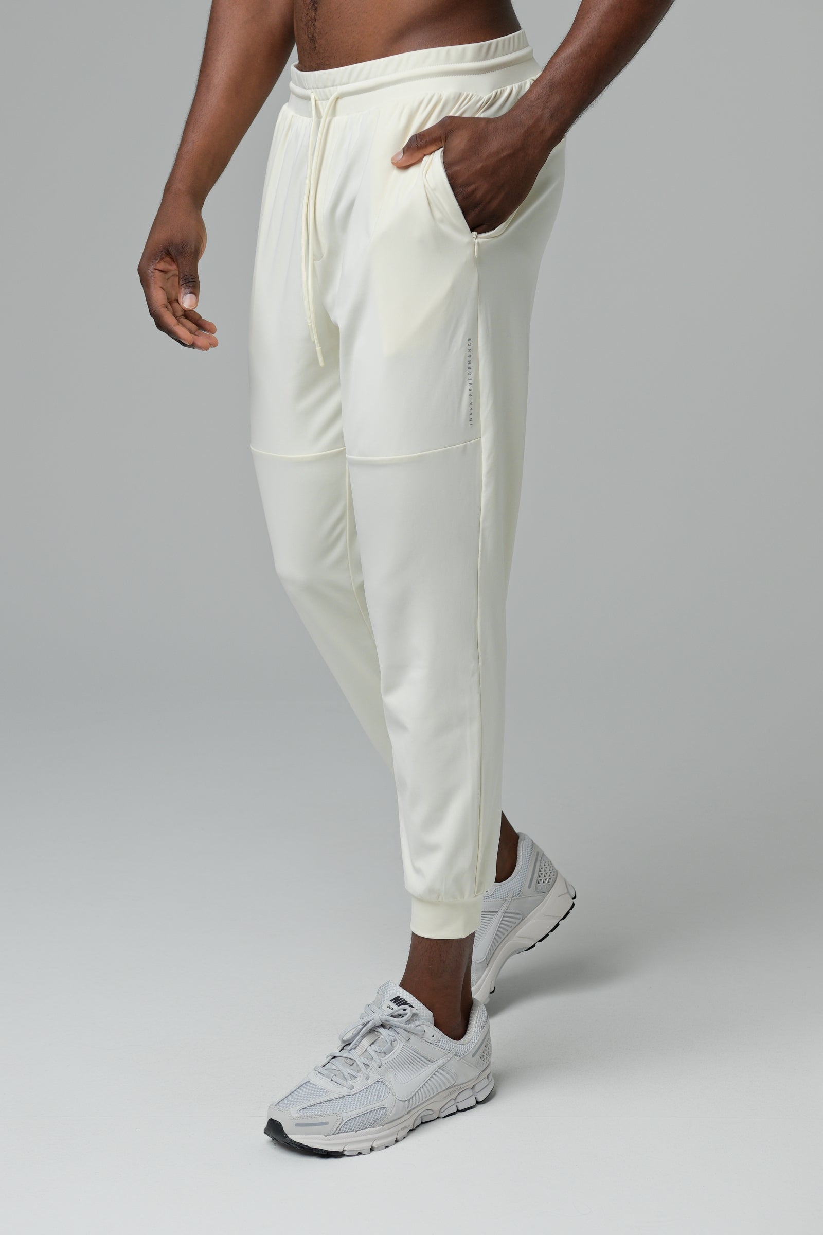 FREEFORM JOGGERS - OFF WHITE