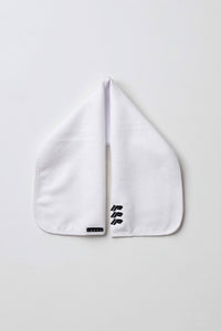 INAKA PERFORMANCE TOWEL - WHITE