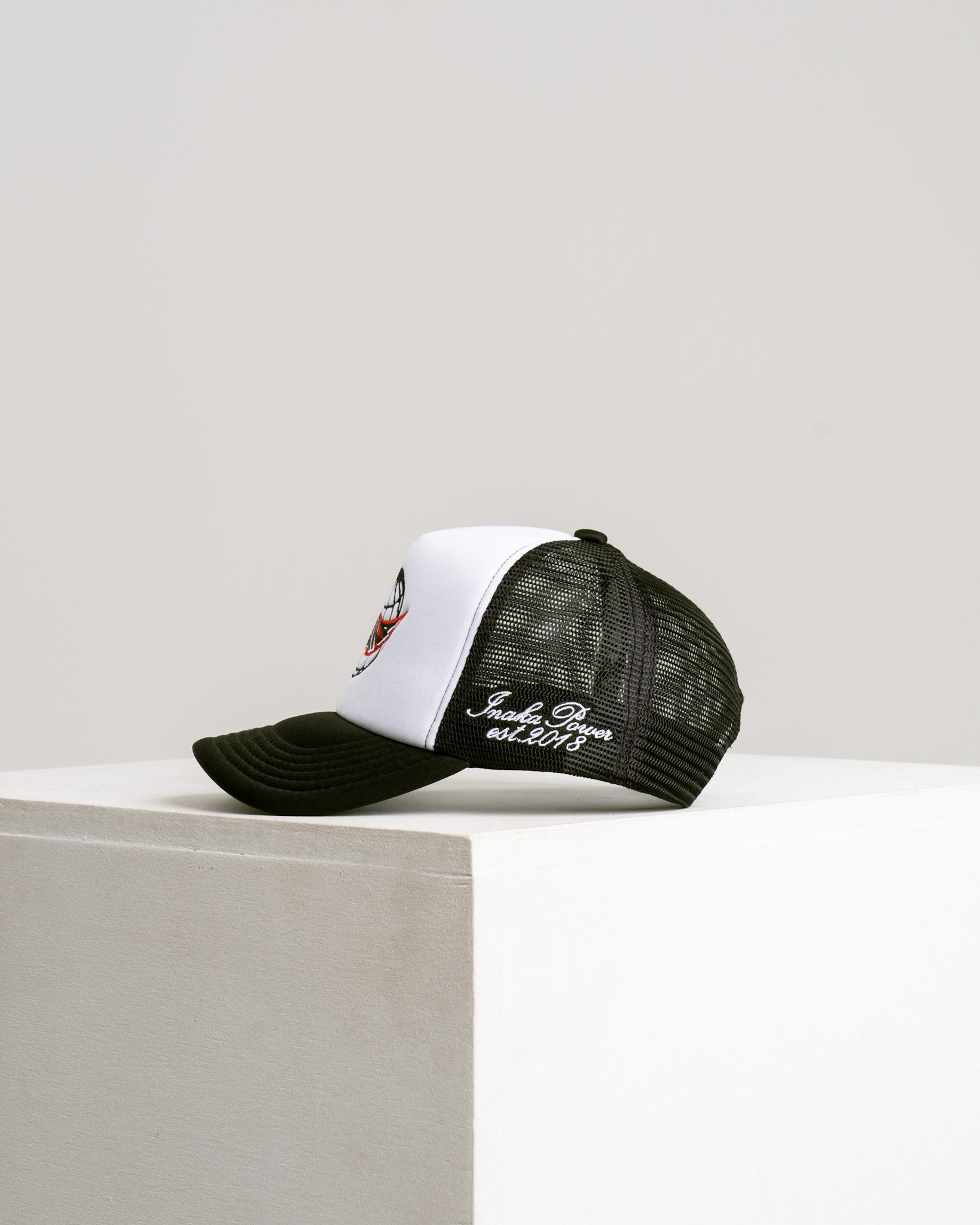 Inaka Curve Trucker Hat - Black/White
