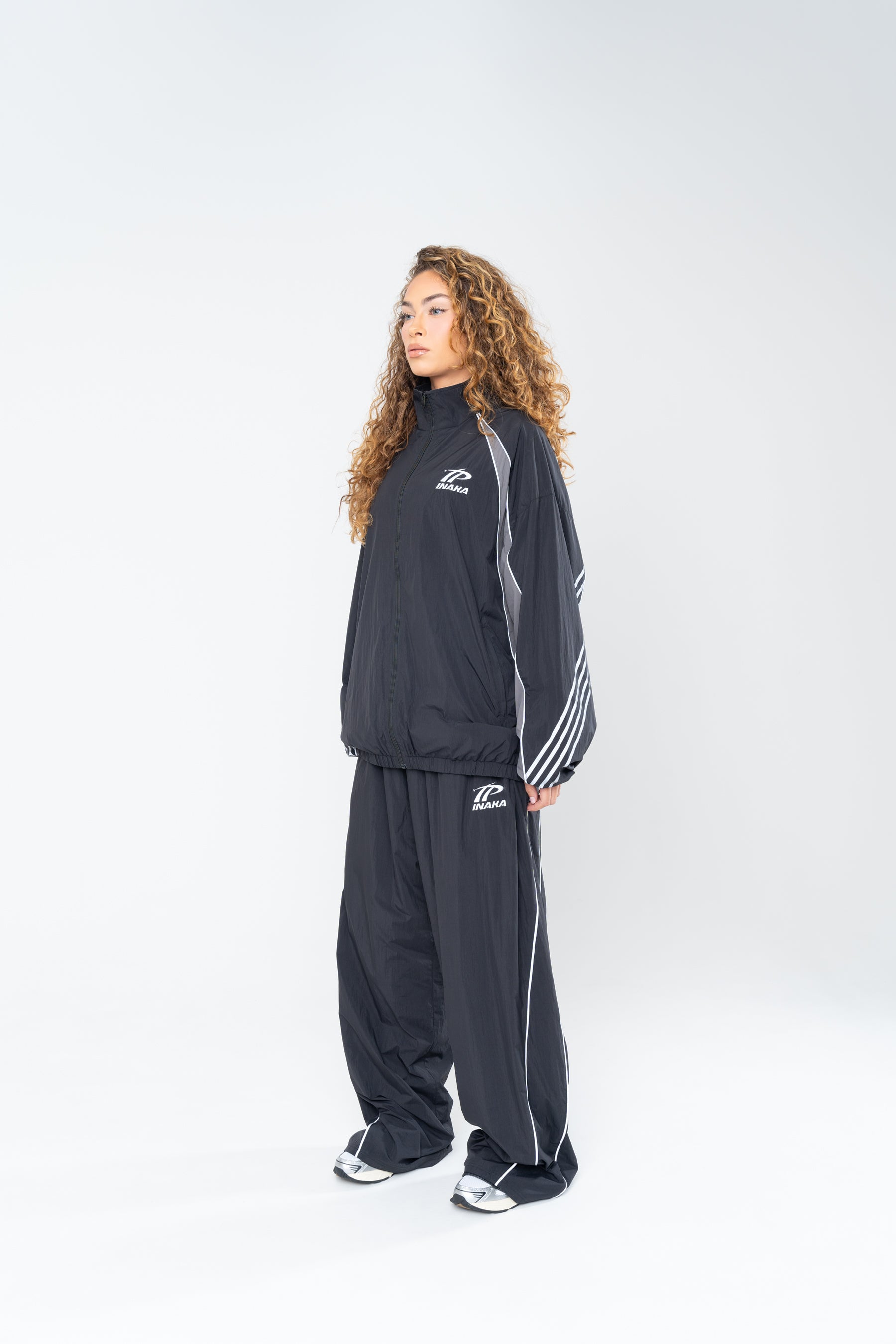 SPORTSWEAR TRACK JACKET - BLACK