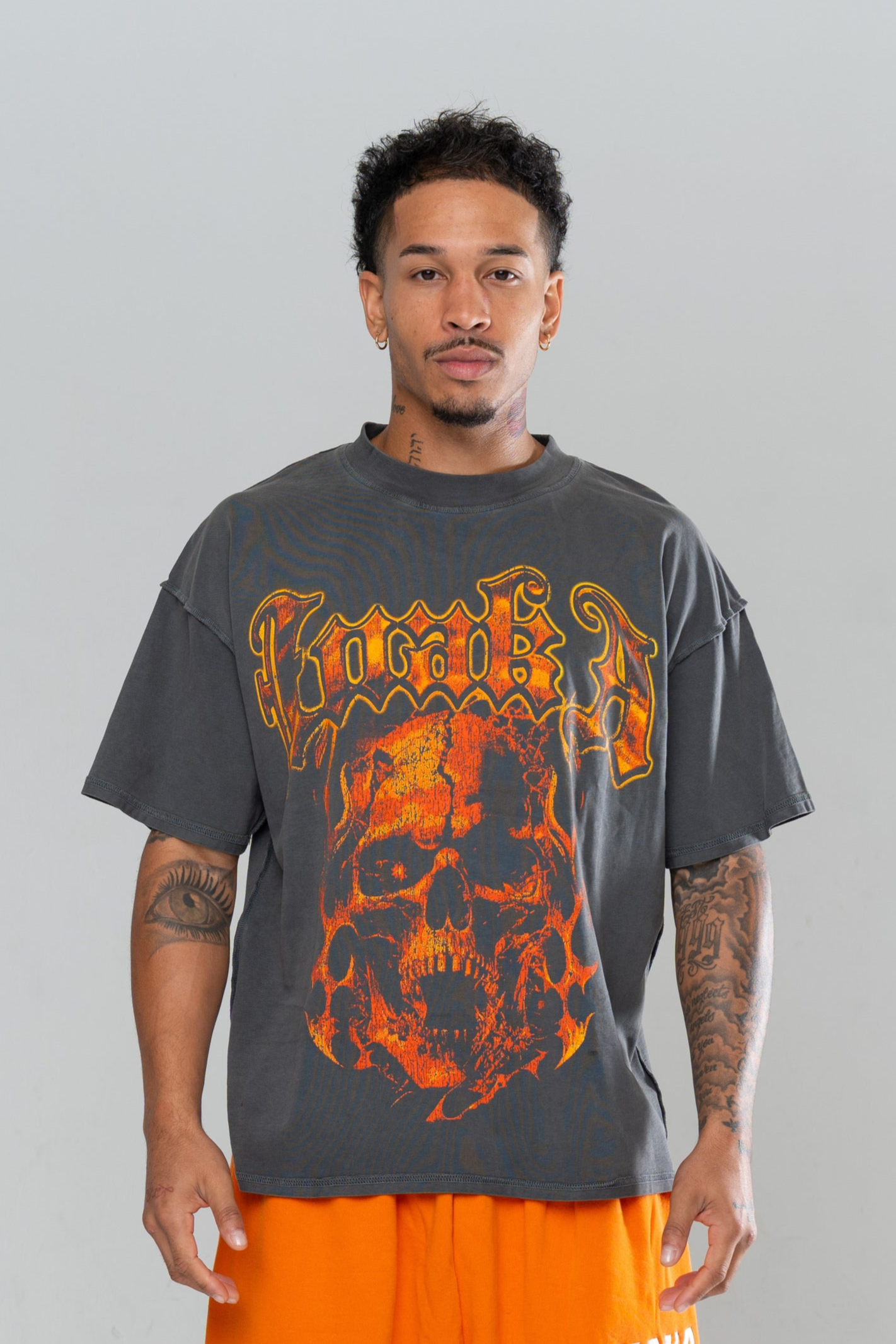 ANARCHY REVERSE TEE - VINTAGE BLACK
