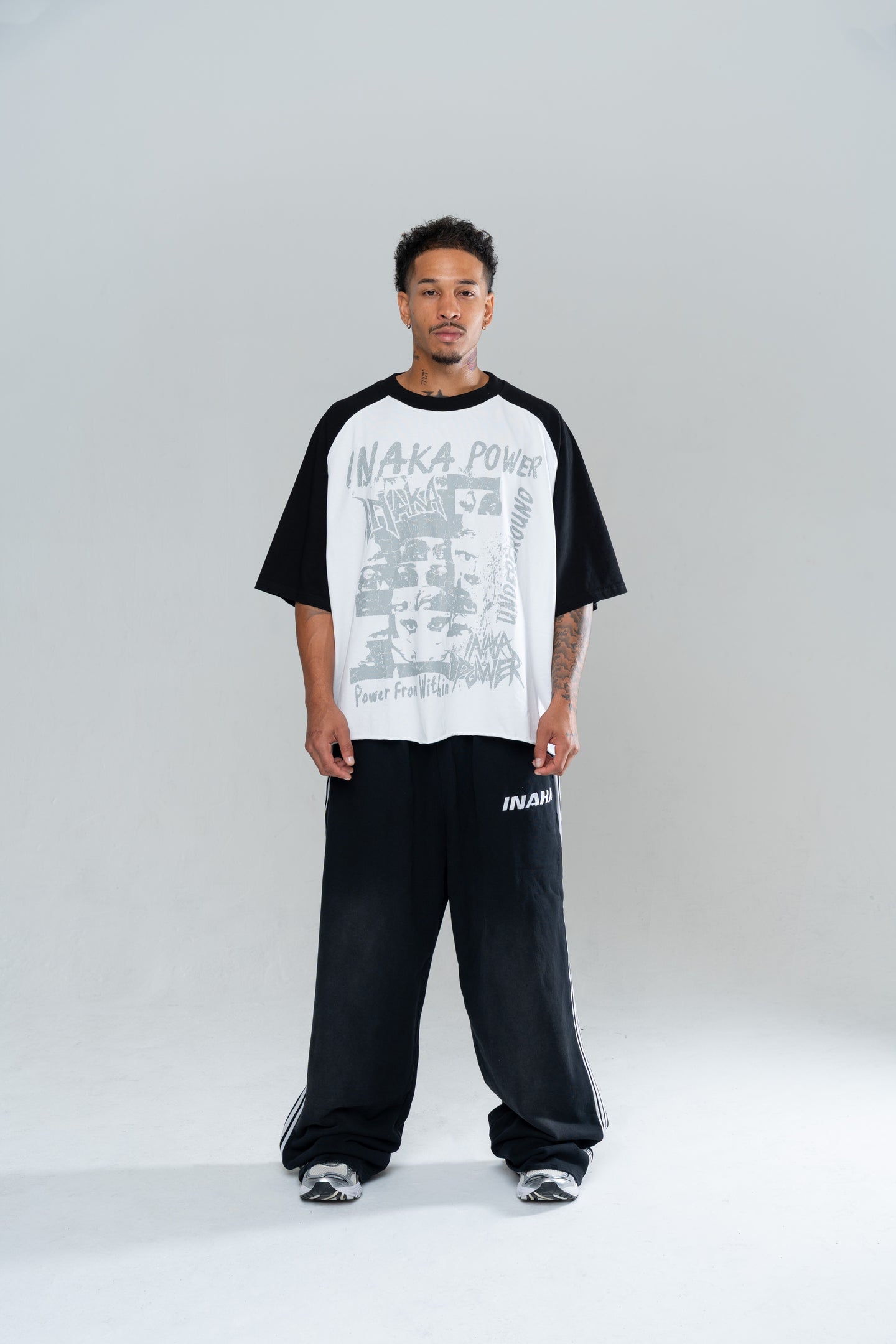 ICONIC BAGGY SWEATPANTS - BLACK