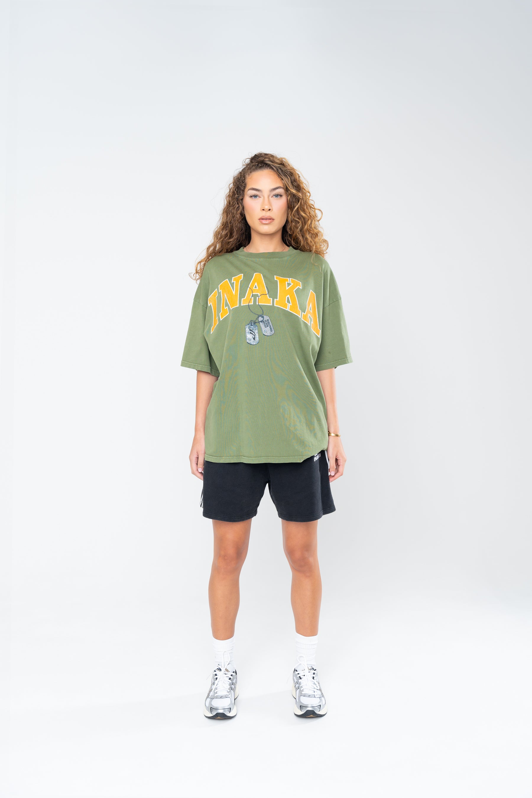 INAKA VET TEE - VINTAGE OLIVE