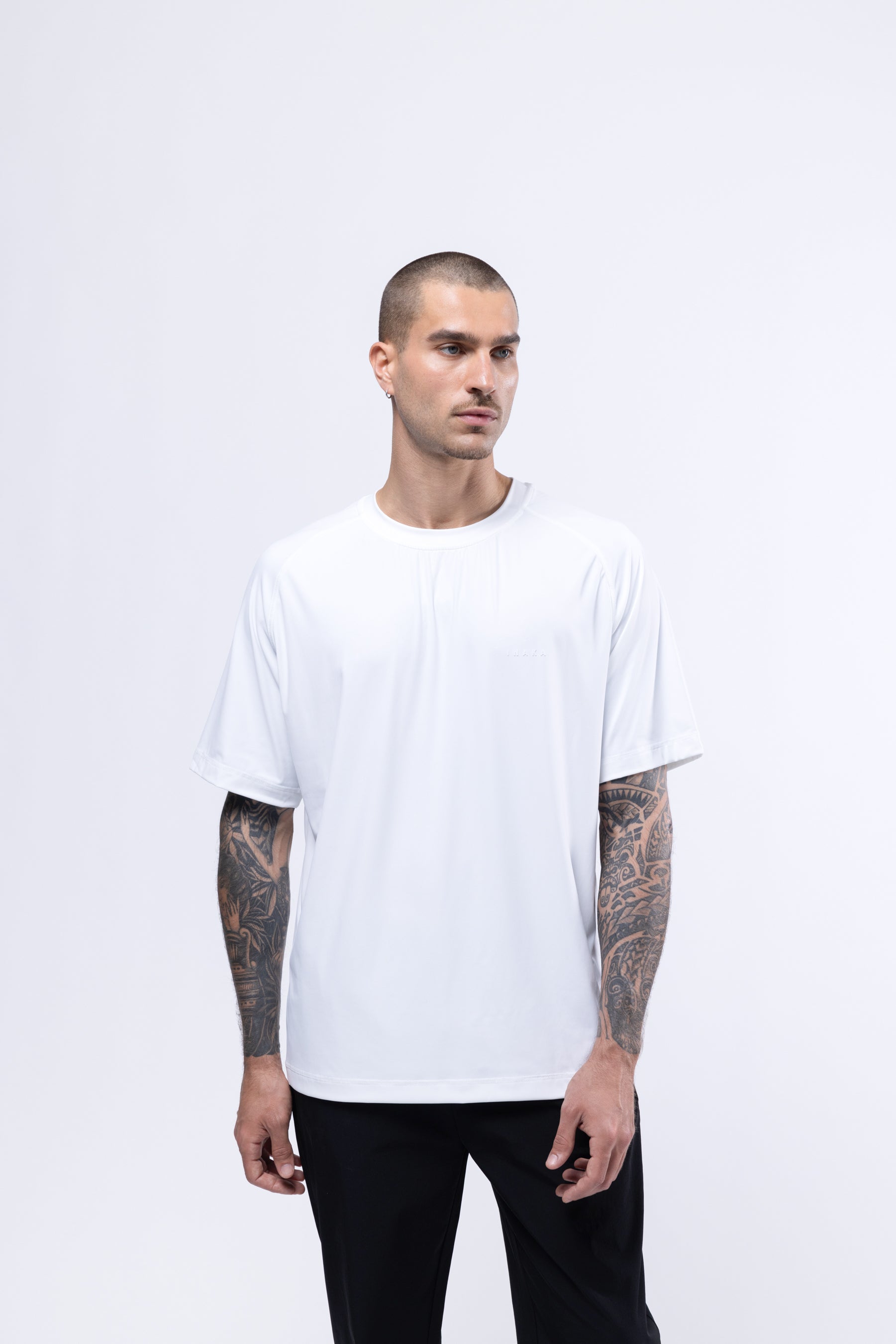 PERFORMANCE CLUB TEE - WHITE