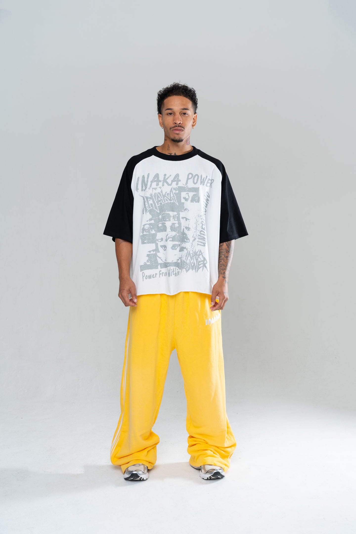 ICONIC BAGGY SWEATPANTS - YELLOW