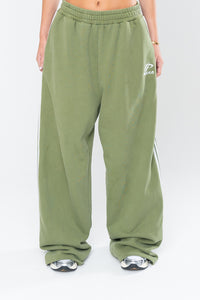 SPORTSWEAR BAGGY SWEATPANTS - OLIVE