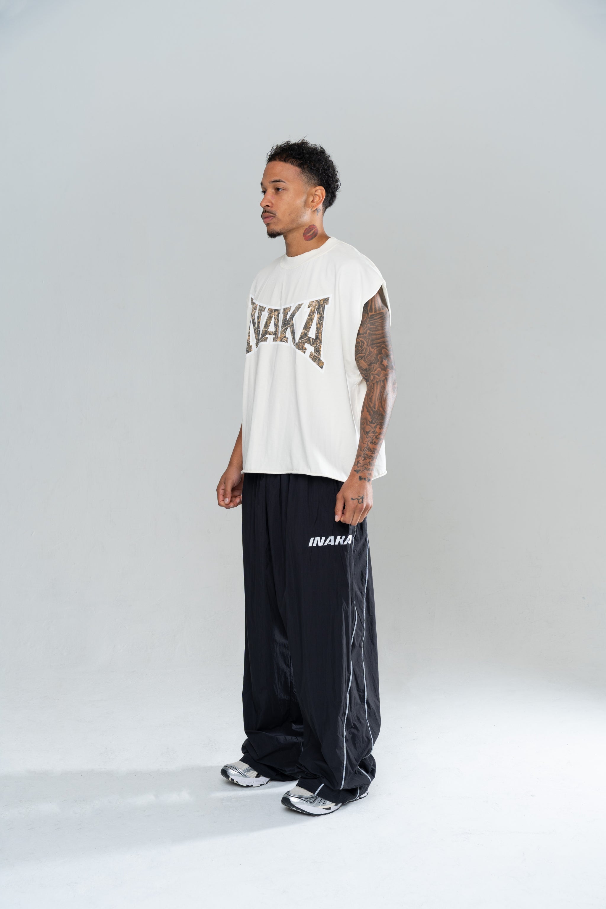 POWERSHOT CUTOFF CAMO TEE - CREAM