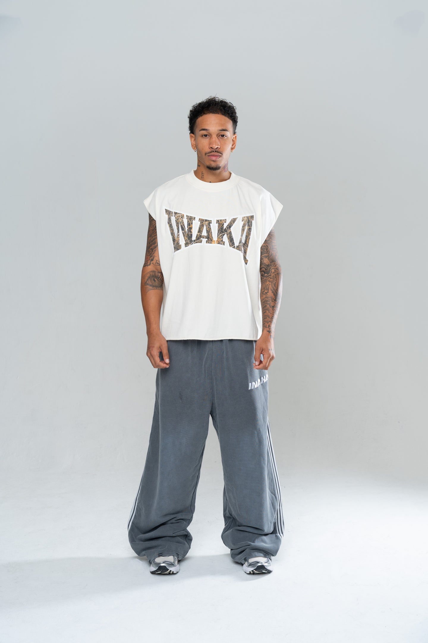 ICONIC BAGGY SWEATPANTS - STONE