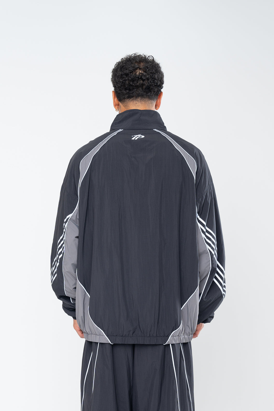 SPORTSWEAR TRACK JACKET - BLACK