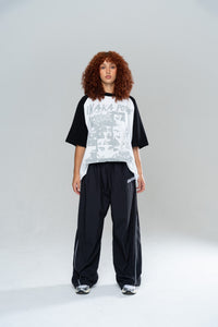 UNDERGROUND CROPPED TEE - WHITE/BLACK