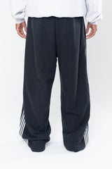 SPORTSWEAR BAGGY SWEATPANTS - BLACK