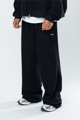 BASICS BAGGY SWEATS - BLACK