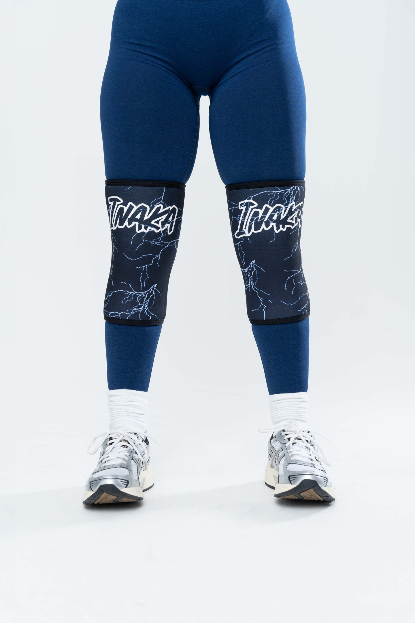 KNEE SLEEVES - BLACK LIGHTNING