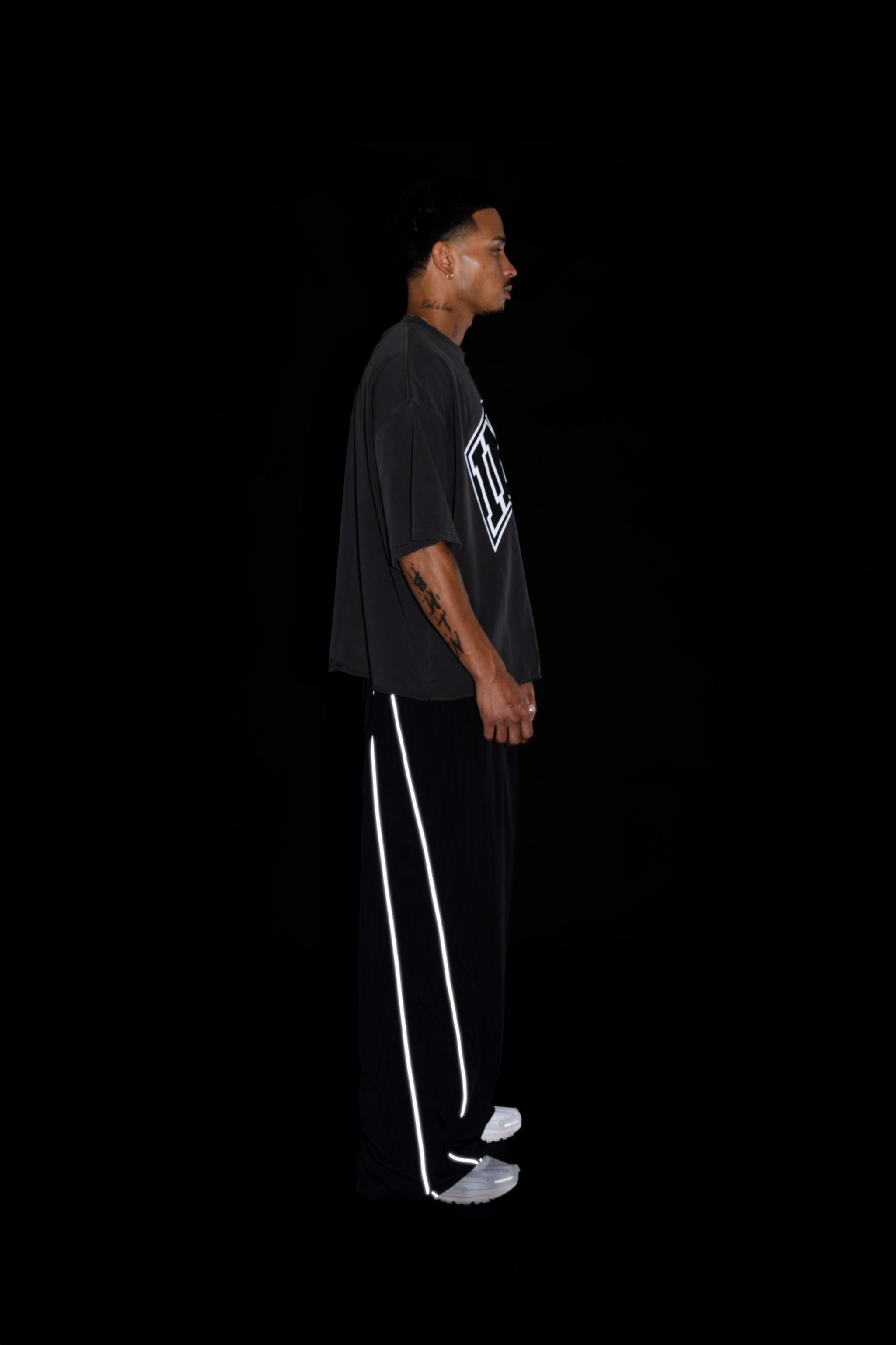 SPORTSWEAR BAGGY TRACK PANTS - BLACK