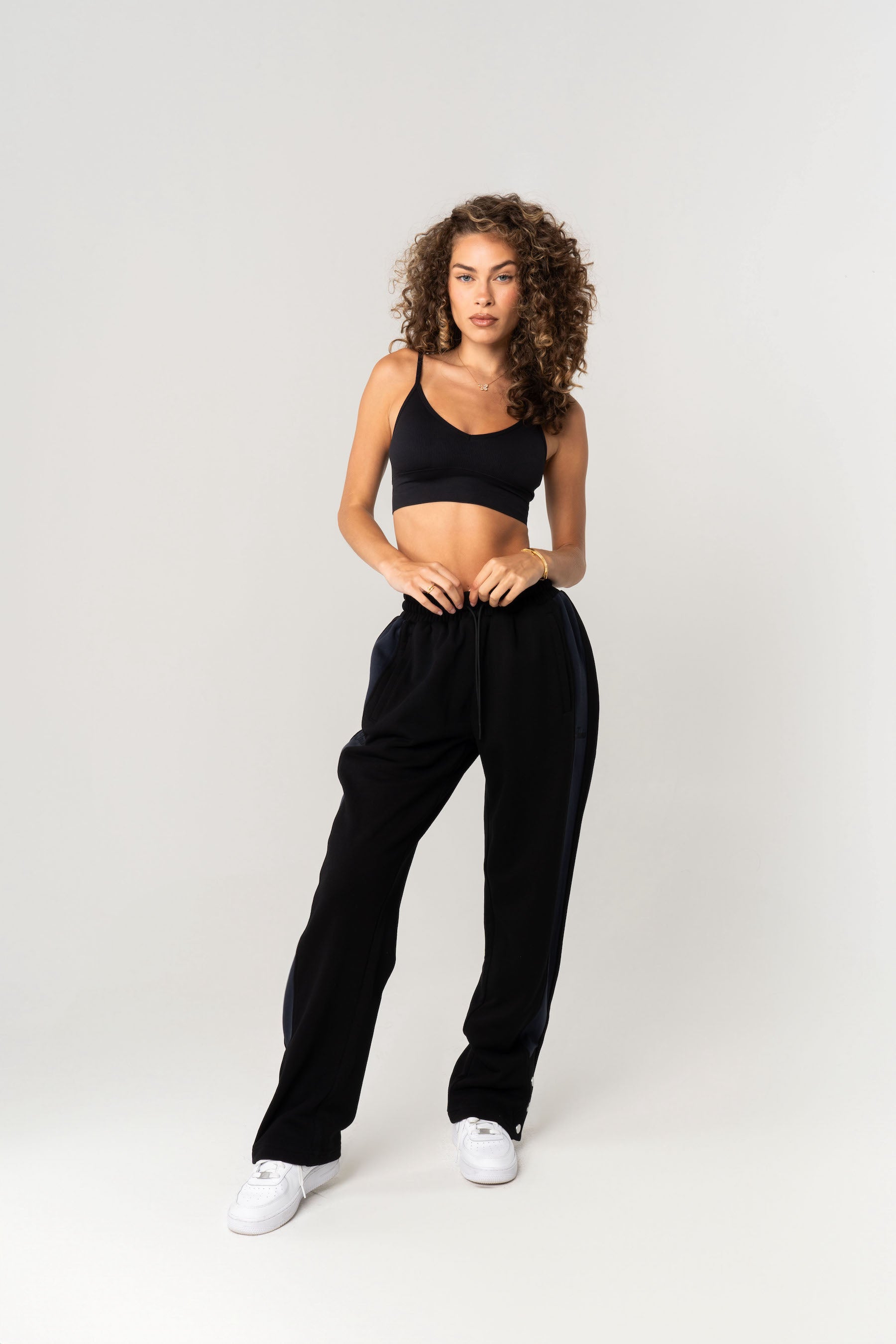 Men's Relaxed Sweats - Black