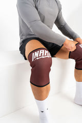 BOLT KNEE SLEEVES - MAROON