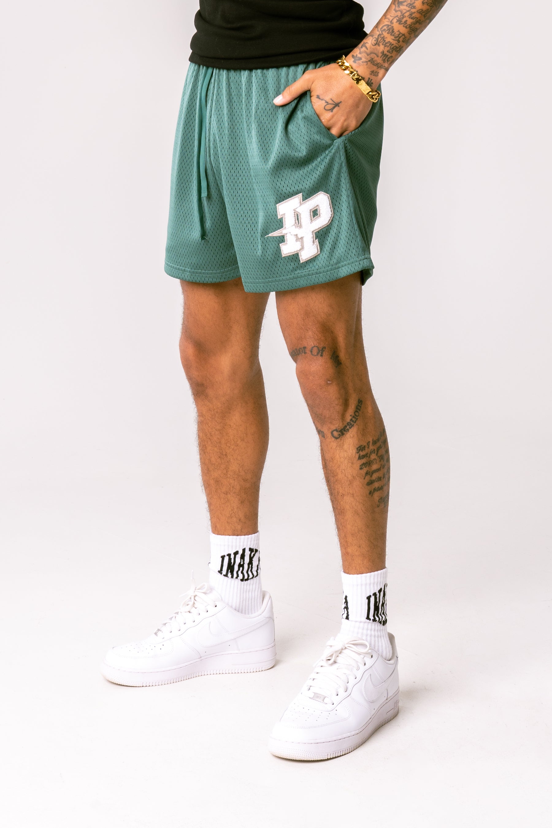 Patch Basic Shorts - Forest Green